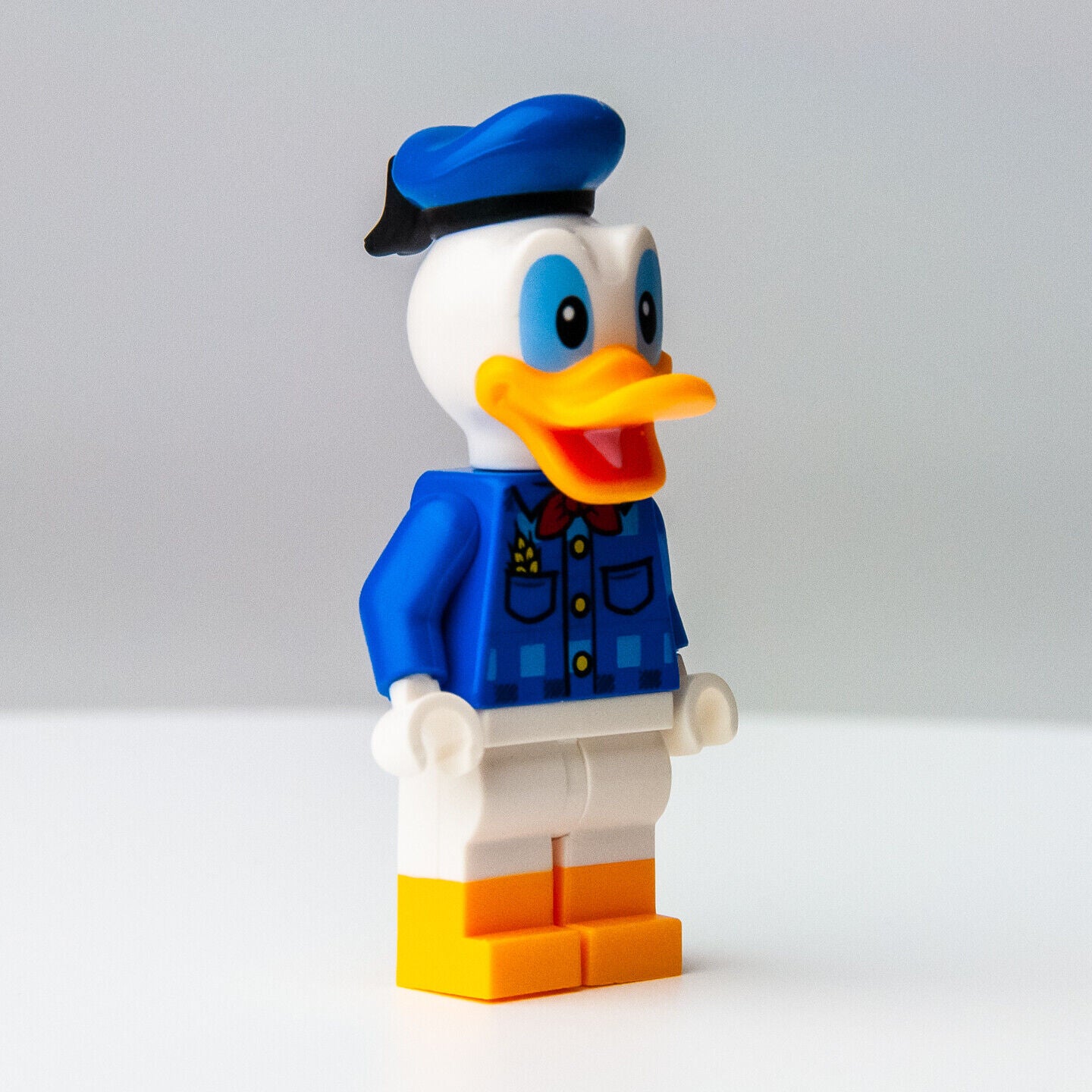 NEW LEGO Minifigure - Farmer Donald Duck (dis053) 10775 Mickey Farm - StudBee