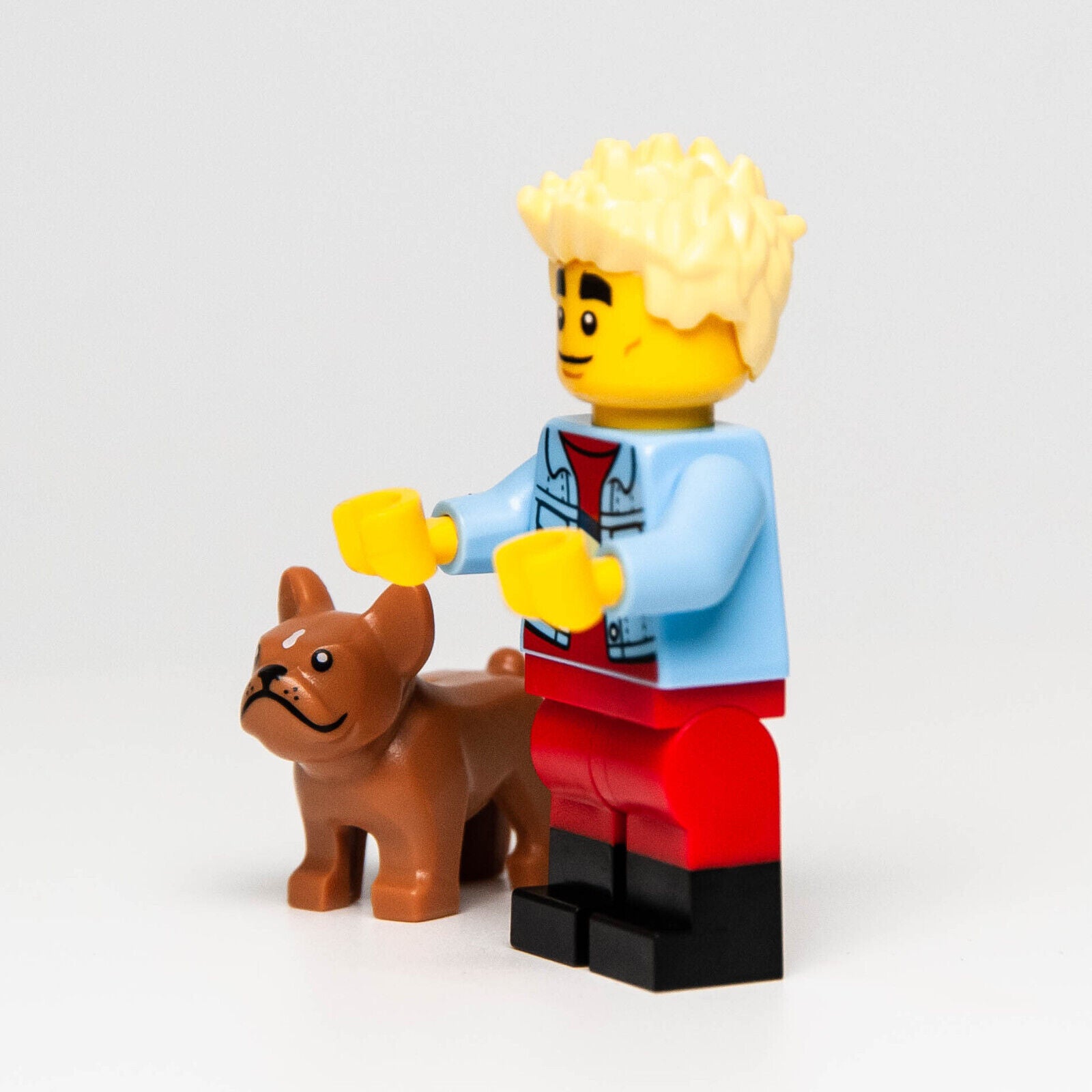 New Lego BAM 2023 Male Denim Jacket Minifigure w/ French Bulldog (cty - StudBee