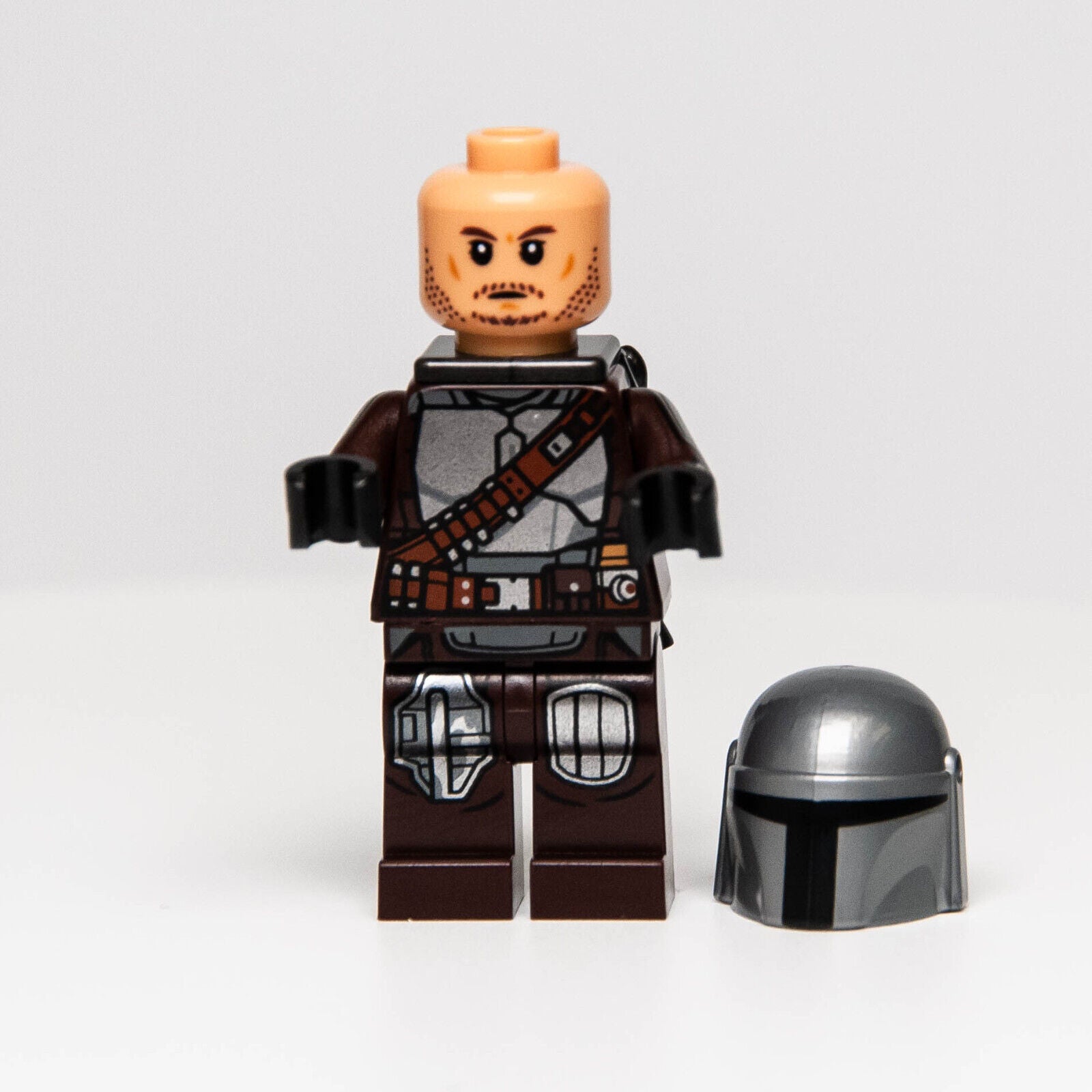 LEGO Star Wars Mandalorian Minifigure (sw1212) 75325 Din Djarin Mando - StudBee