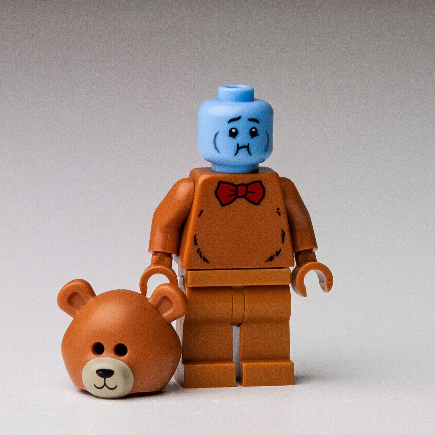 NEW Lego Store BAM Minifgure: Bow Tie Bear Costume (hol240) Blue Queasy - StudBee