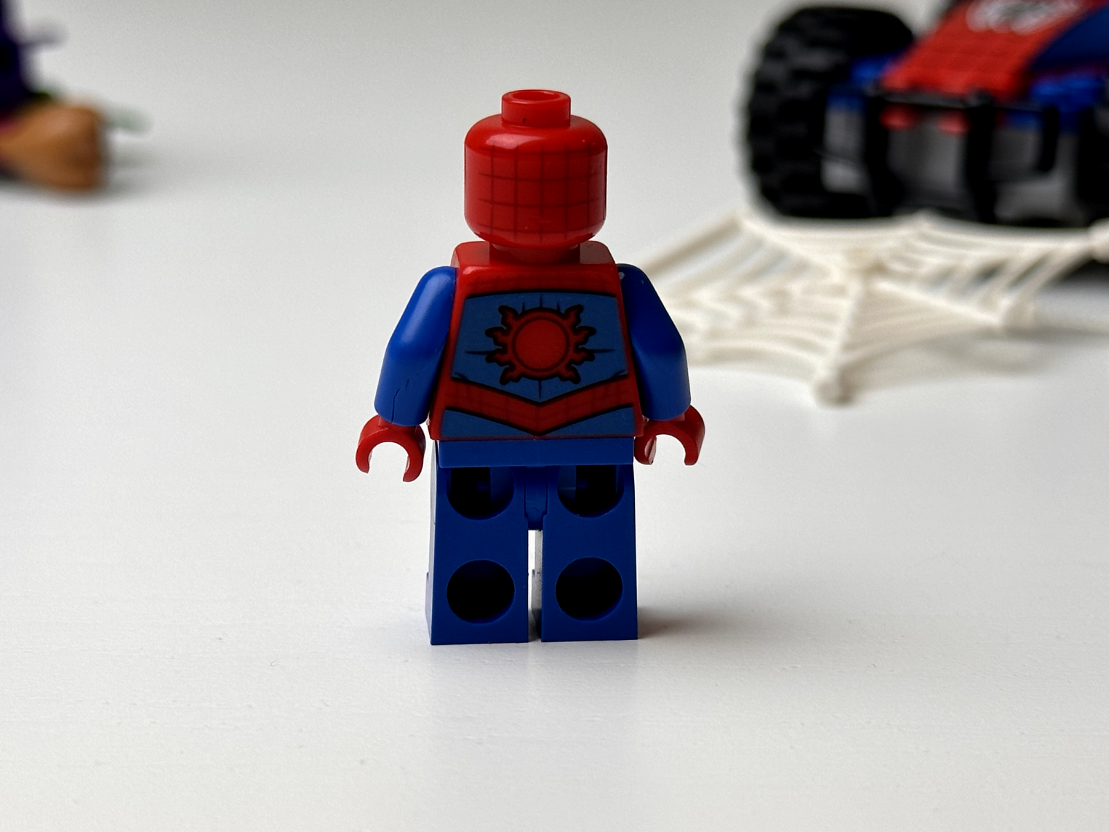 Lego 76133 Spider-Man Car Chase - Complete with Box & Manual - StudBee