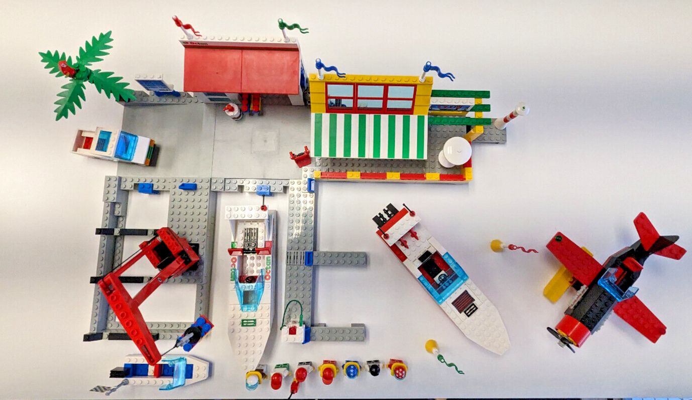 LEGO Town Harbor 6543 Sail N' Fly Marina - Complete w/ Box & Instructions - StudBee