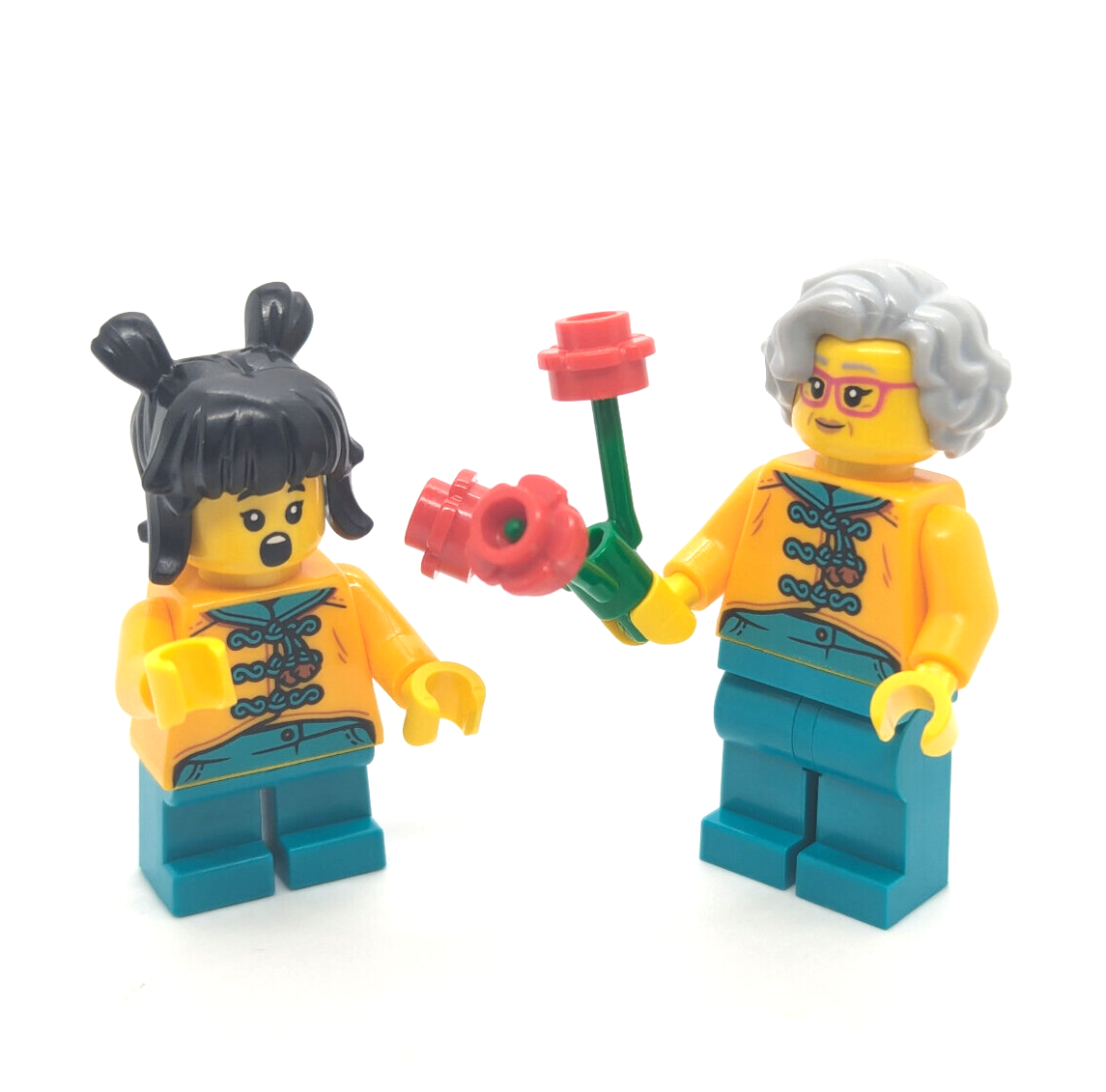 New LEGO Chinese Lunar New Year: Family Grandma & Girl Orange Tang 80113 (hol341 - StudBee