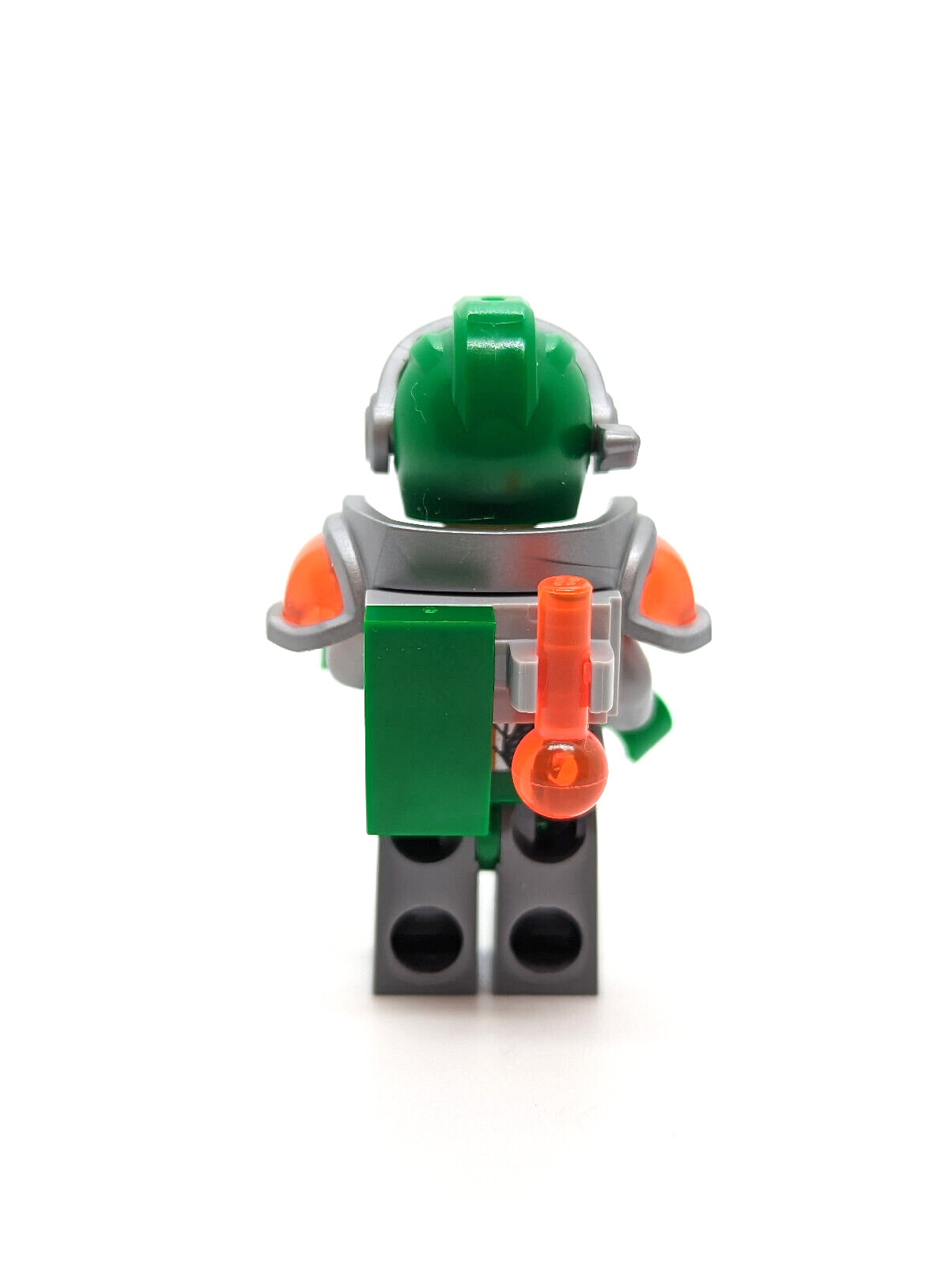 LEGO Nexo Knights Minifigure - Aaron (nex004) 70313 w/ Shield & Blaster - StudBee
