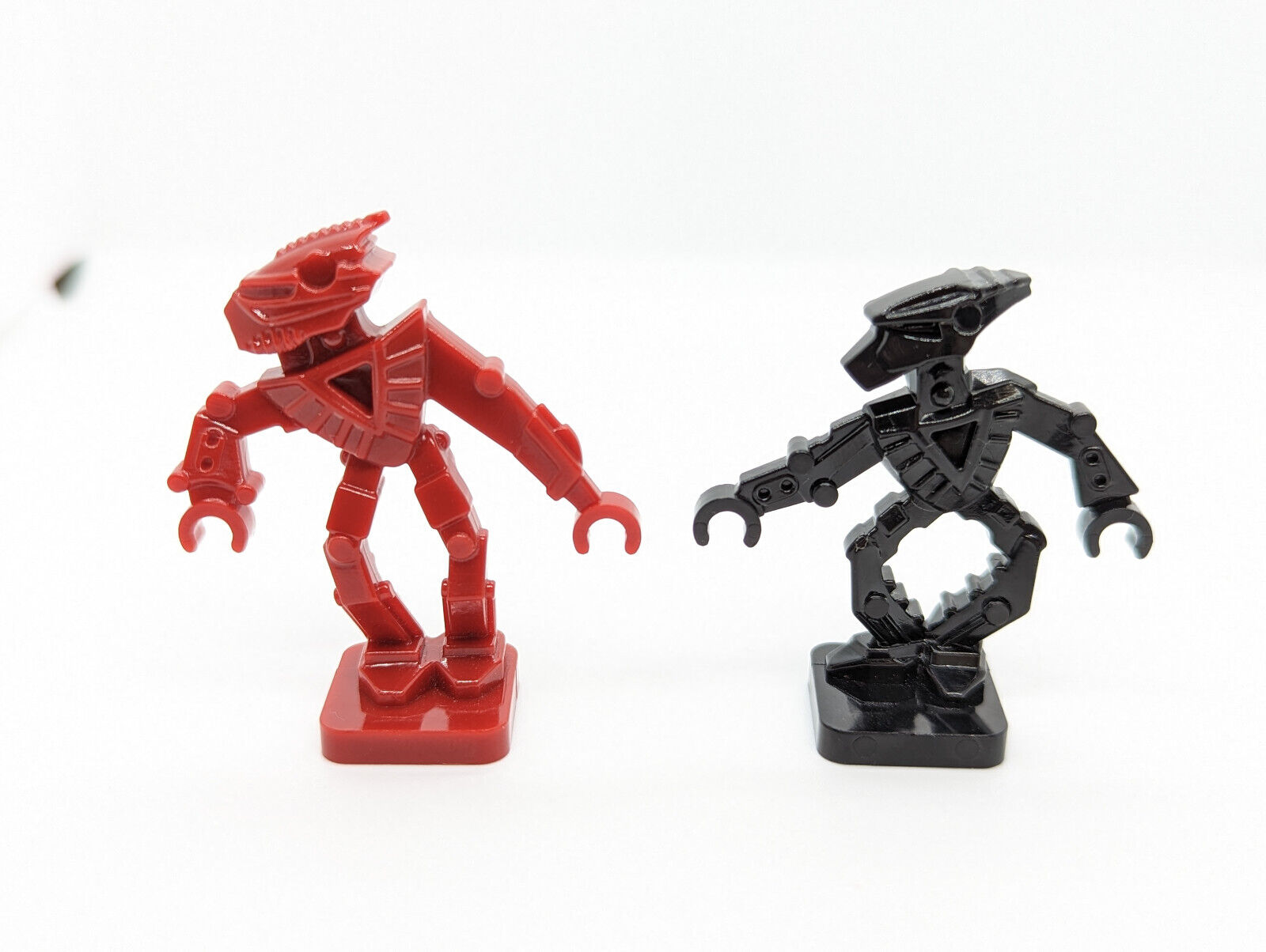 LEGO Bionicle Mini Toa Hordika Vakama (51638) and Whenua (51635) - StudBee