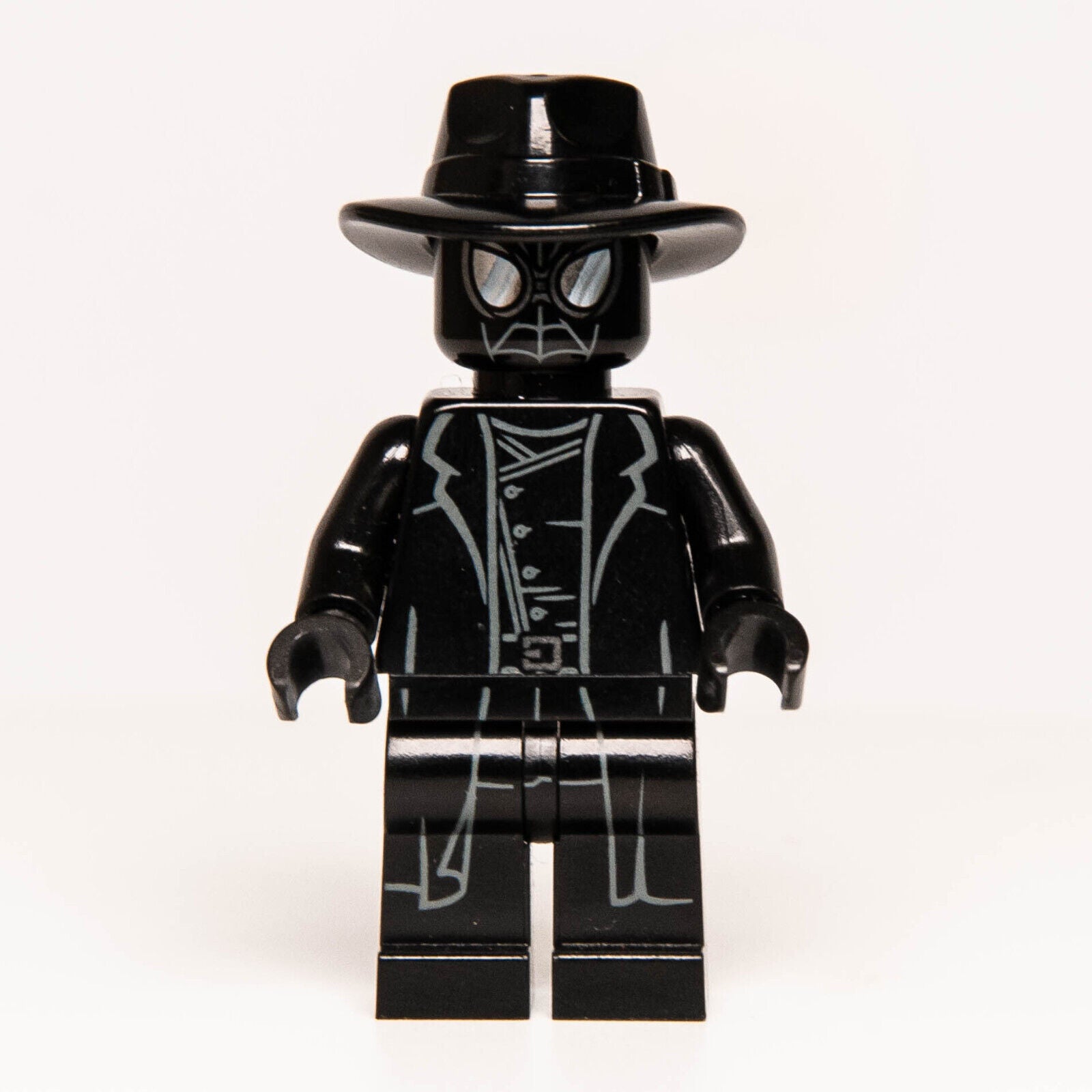 LEGO Spider-Man Noir Minifigure w/ Shirt Tail 76150 (sh614a) - StudBee