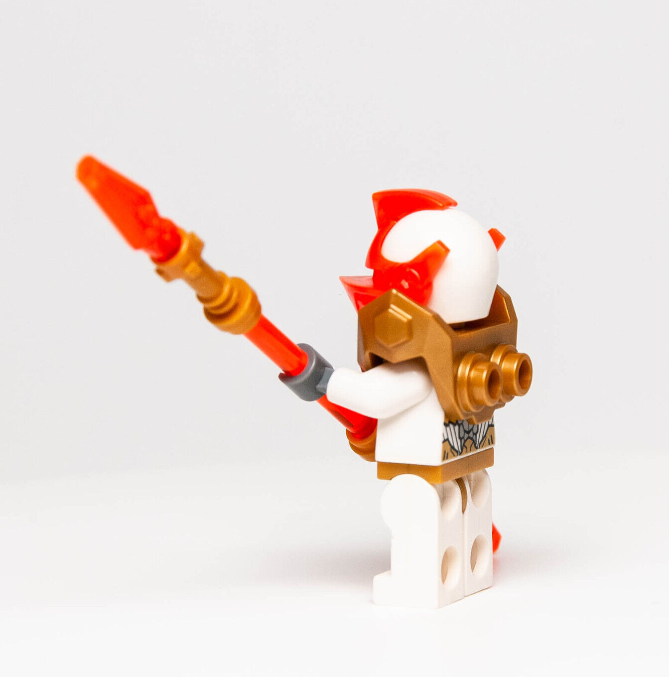 New LEGO Nexo Knights - Lance Pearl Gold Armor Minifigure - 72001 (nex141) - StudBee