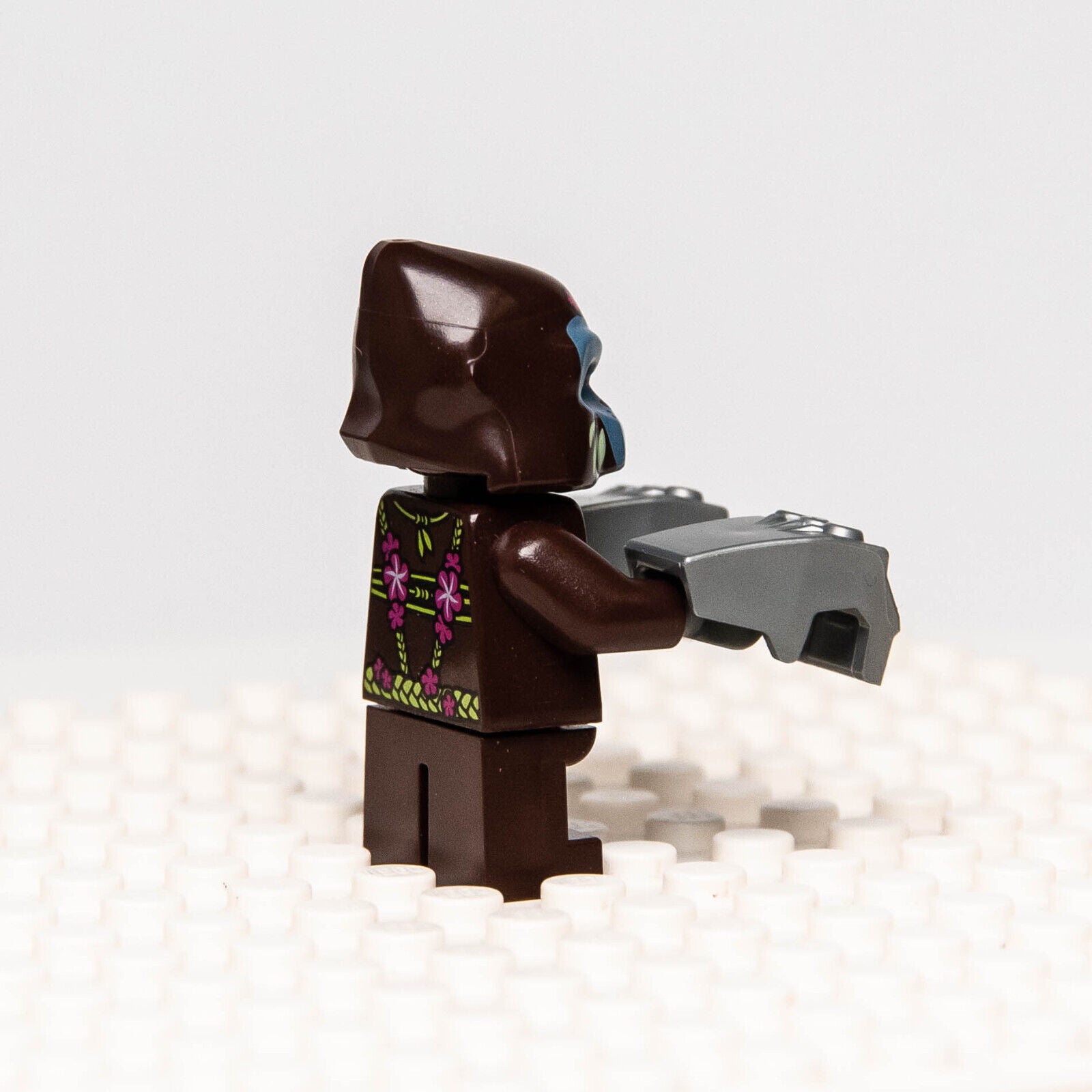 LEGO Chima Gorilla Minifigure - G'Loona (loc036) w/ Silver Fists - StudBee
