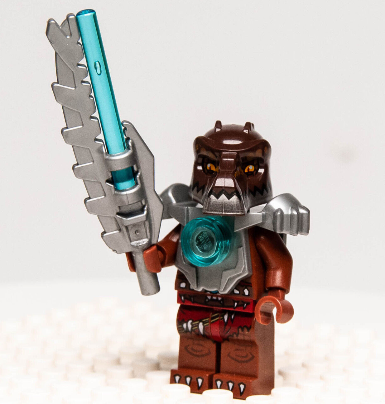 LEGO Chima Minifigure - Crug in Silver Heavy Armor (loc094) LOC391406 - StudBee