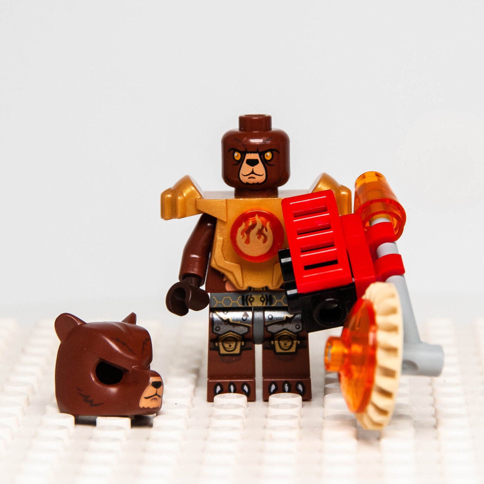 LEGO Chima Minifigure - Bulkar w/ Ice Saw (loc134) 70223 391508 - StudBee