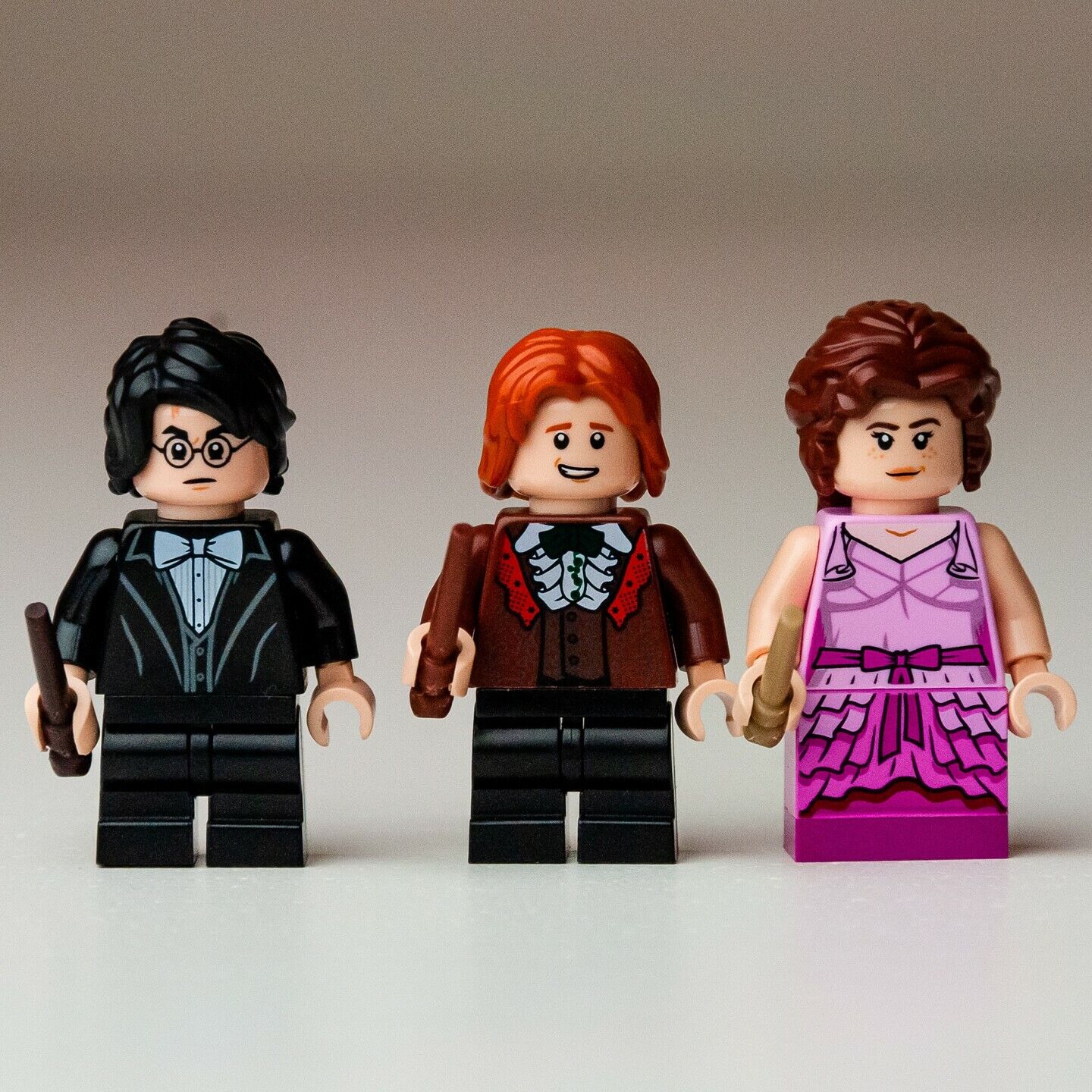 New LEGO Minifigure Lot: Ron Harry Hermione 75948 Hogwarts Clock Tower (hp186) - StudBee