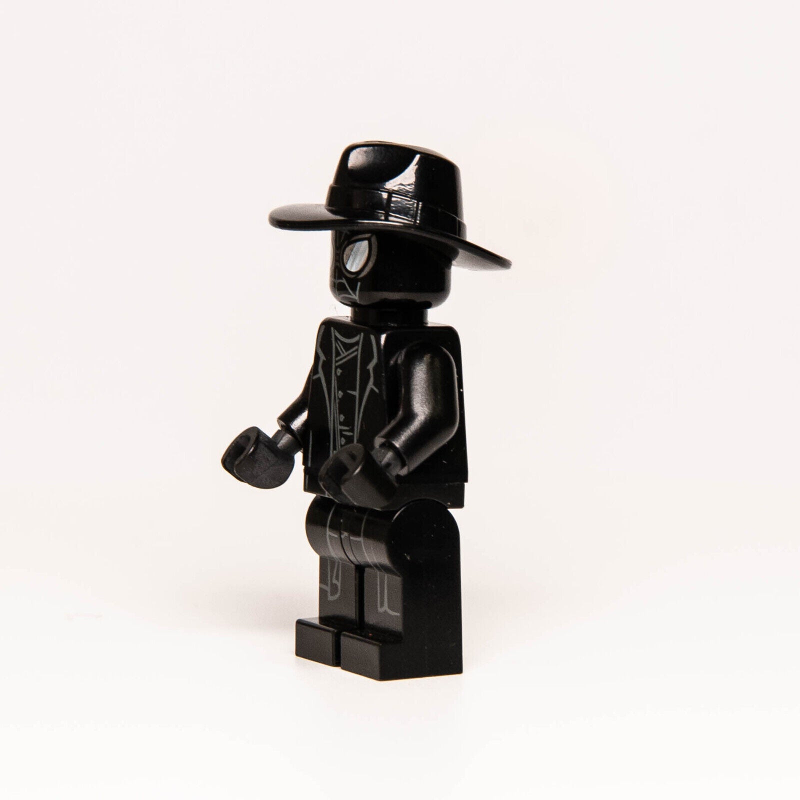 LEGO Spider-Man Noir Minifigure w/ Shirt Tail 76150 (sh614a) - StudBee