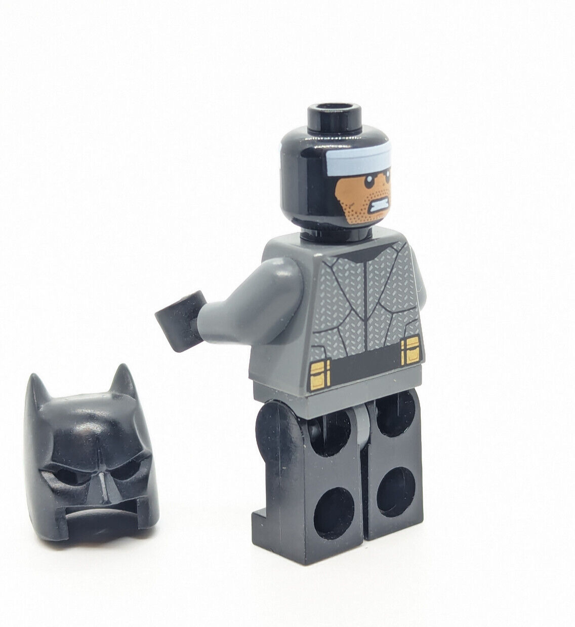 Lego Batman Minifigure - Dark Gray Textured Suit, Justice League 76086 sh437 - StudBee