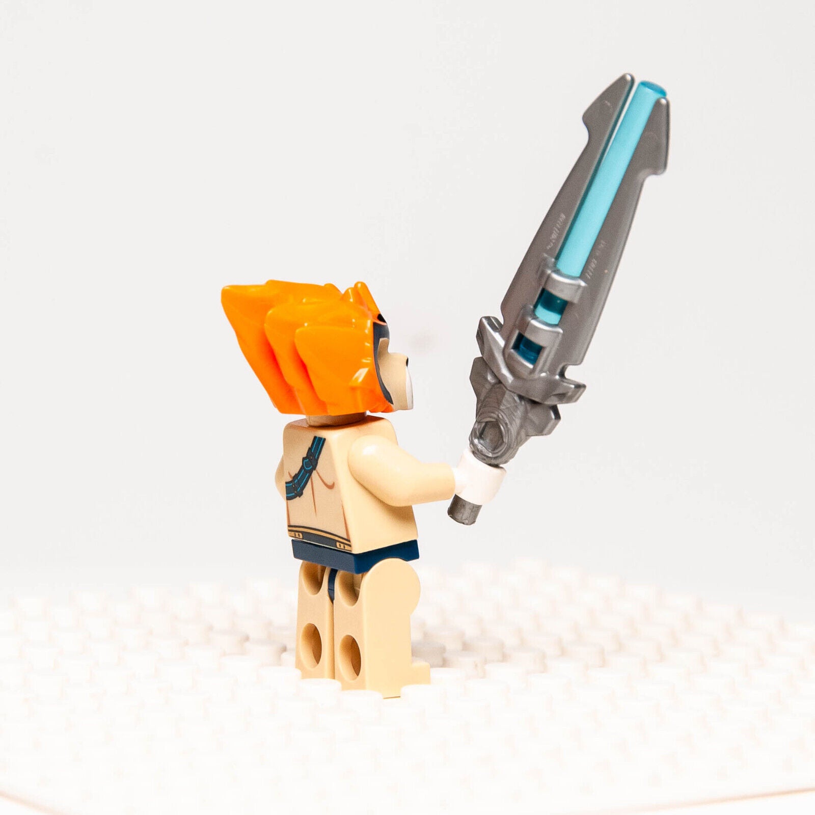 LEGO Chima Minifigure - Leonidas Lion w/ Sword  (loc017) 70014 - StudBee