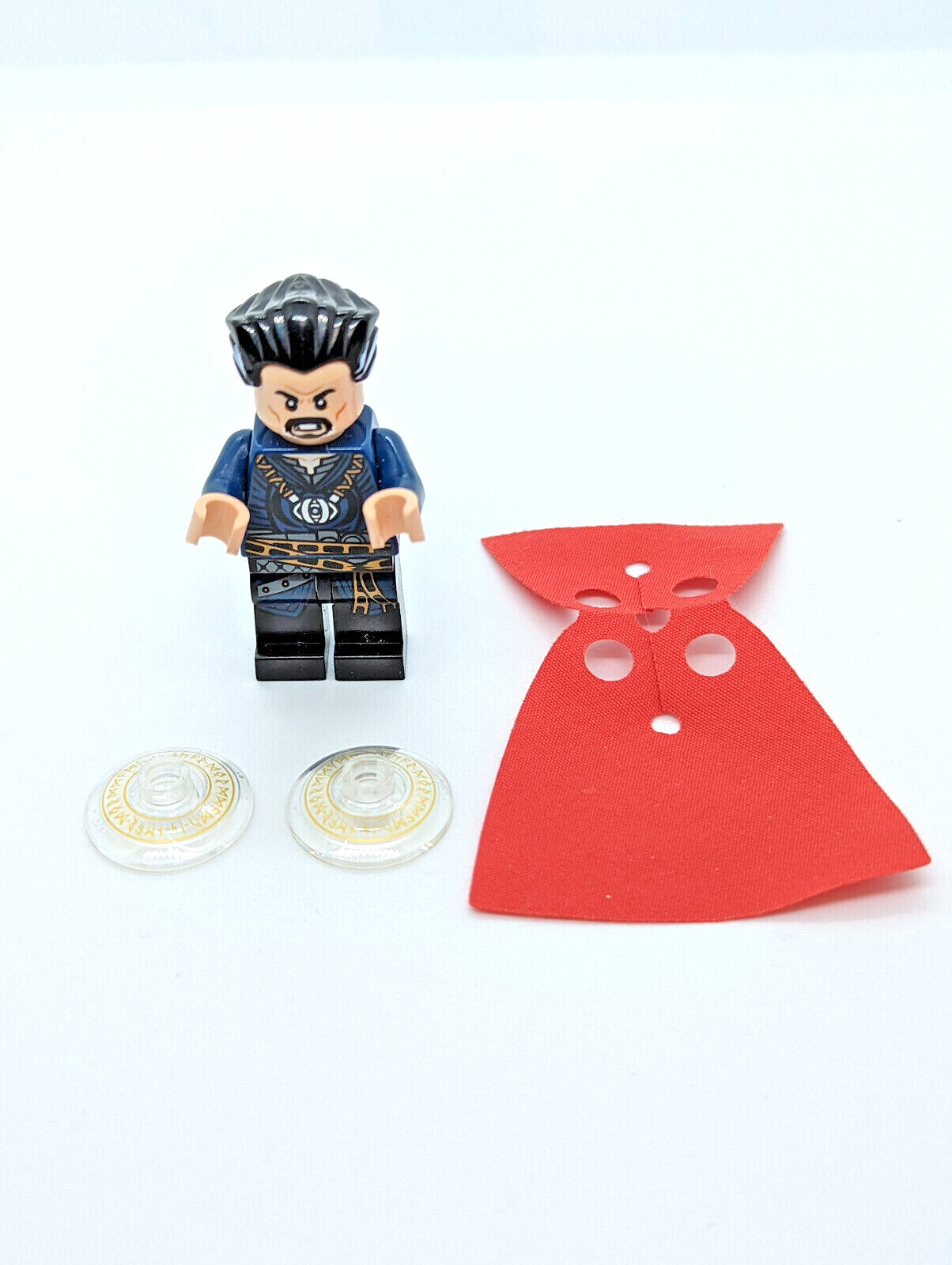 Lego Doctor Strange Marvel Minifigure with Runes (SH296) 76060 - StudBee
