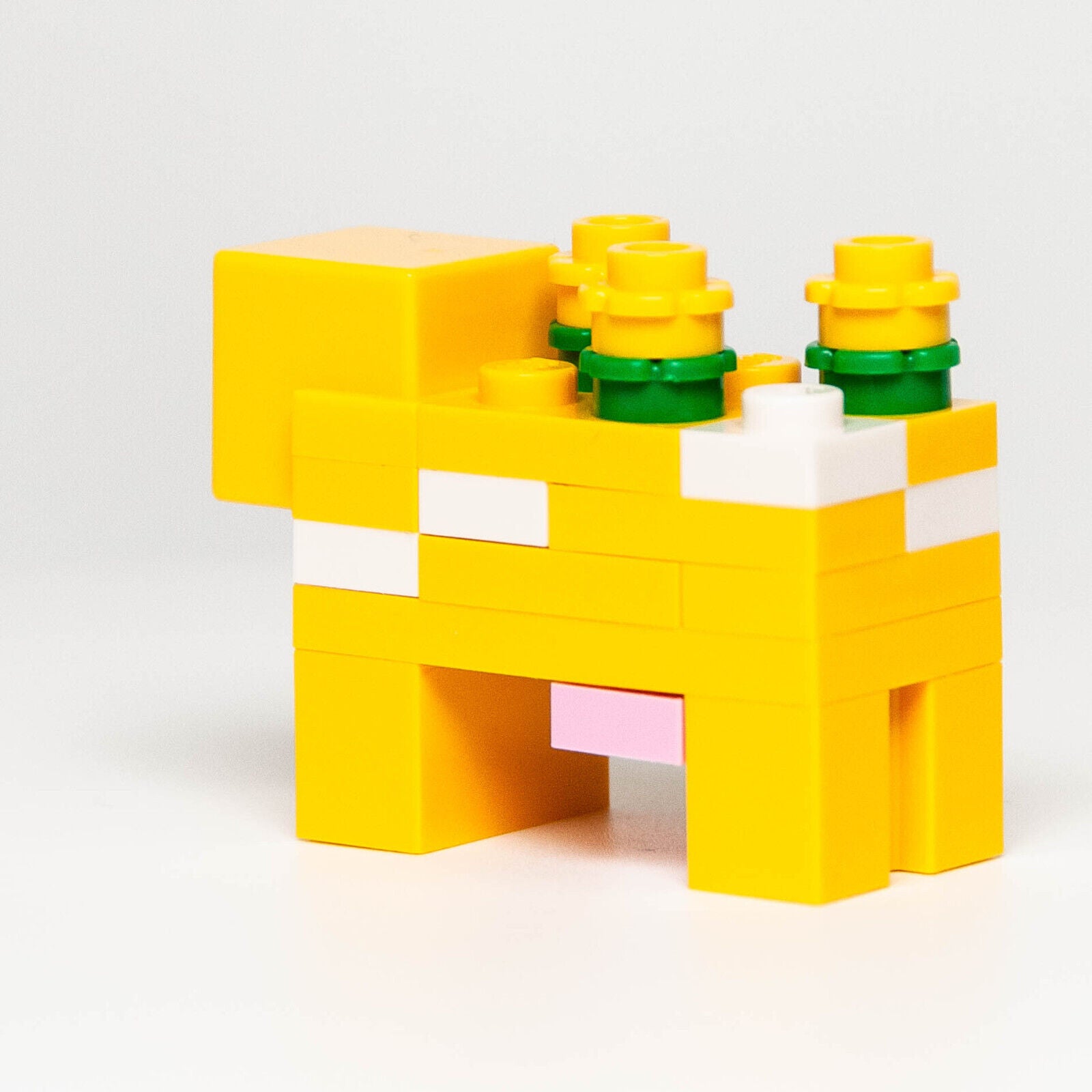 Lego Minecraft Yellow Cow Moobloom Brick Built Minifigure 21169 (minecow05)
