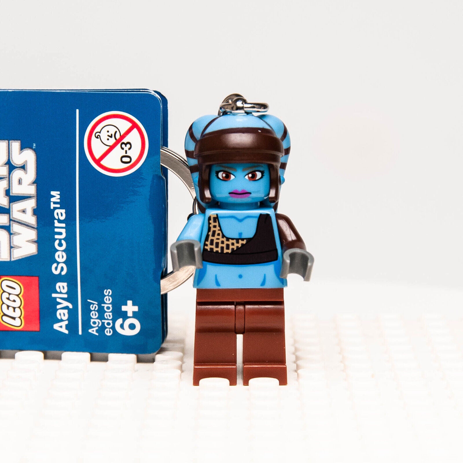 LEGO Star Wars Aayla Secura Minifigure Minifig Key Chain 2011 RETIRED RARE! - StudBee