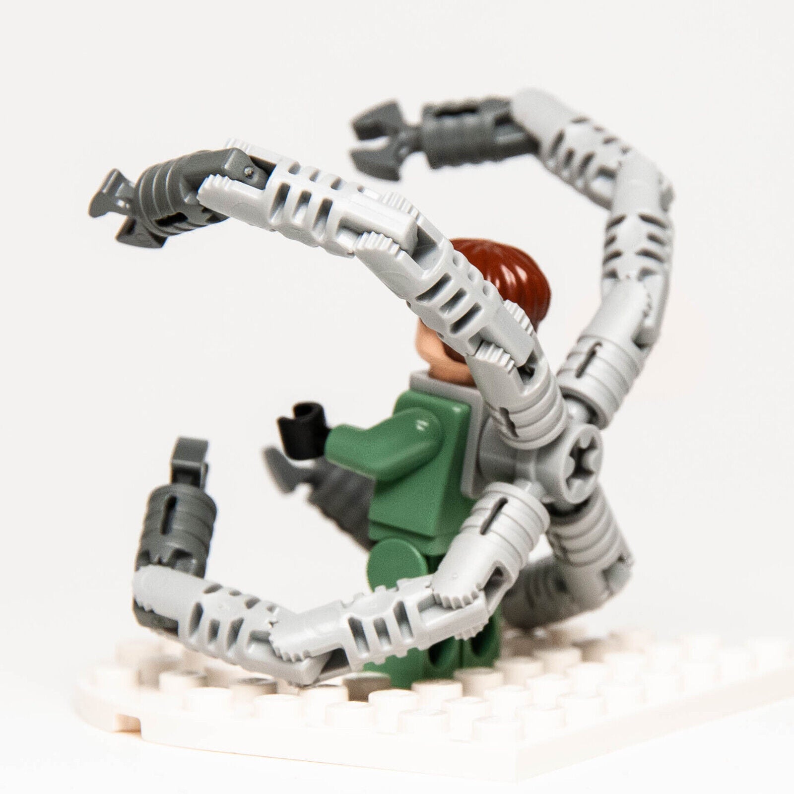 Lego Dr. Octopus (Otto Octavius) / Doc Ock, Sand Green (spd015) 4856 - StudBee