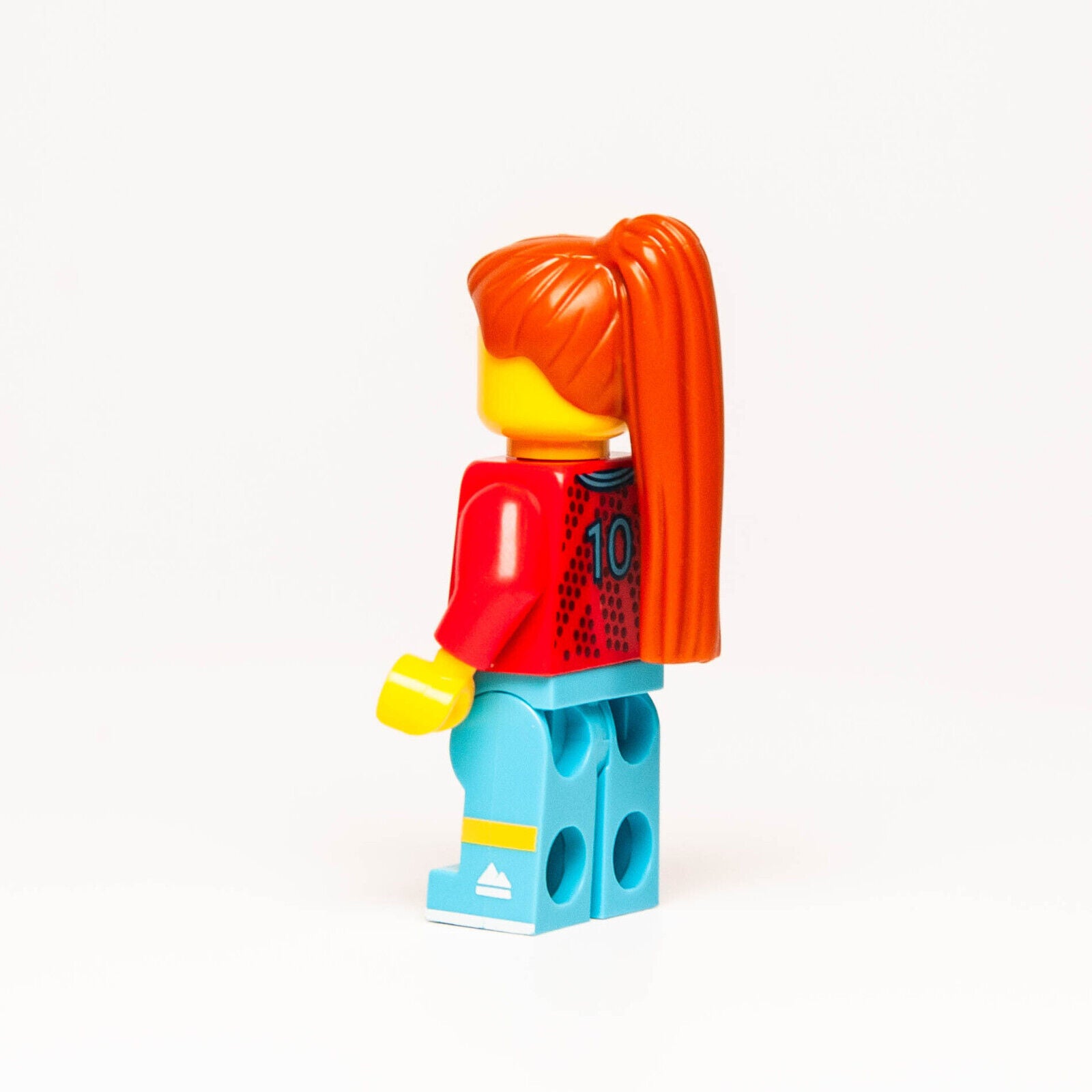 New Lego BAM 2023 Q3 Minifigure - Female Football Soccer Champion Player, Trophy - StudBee