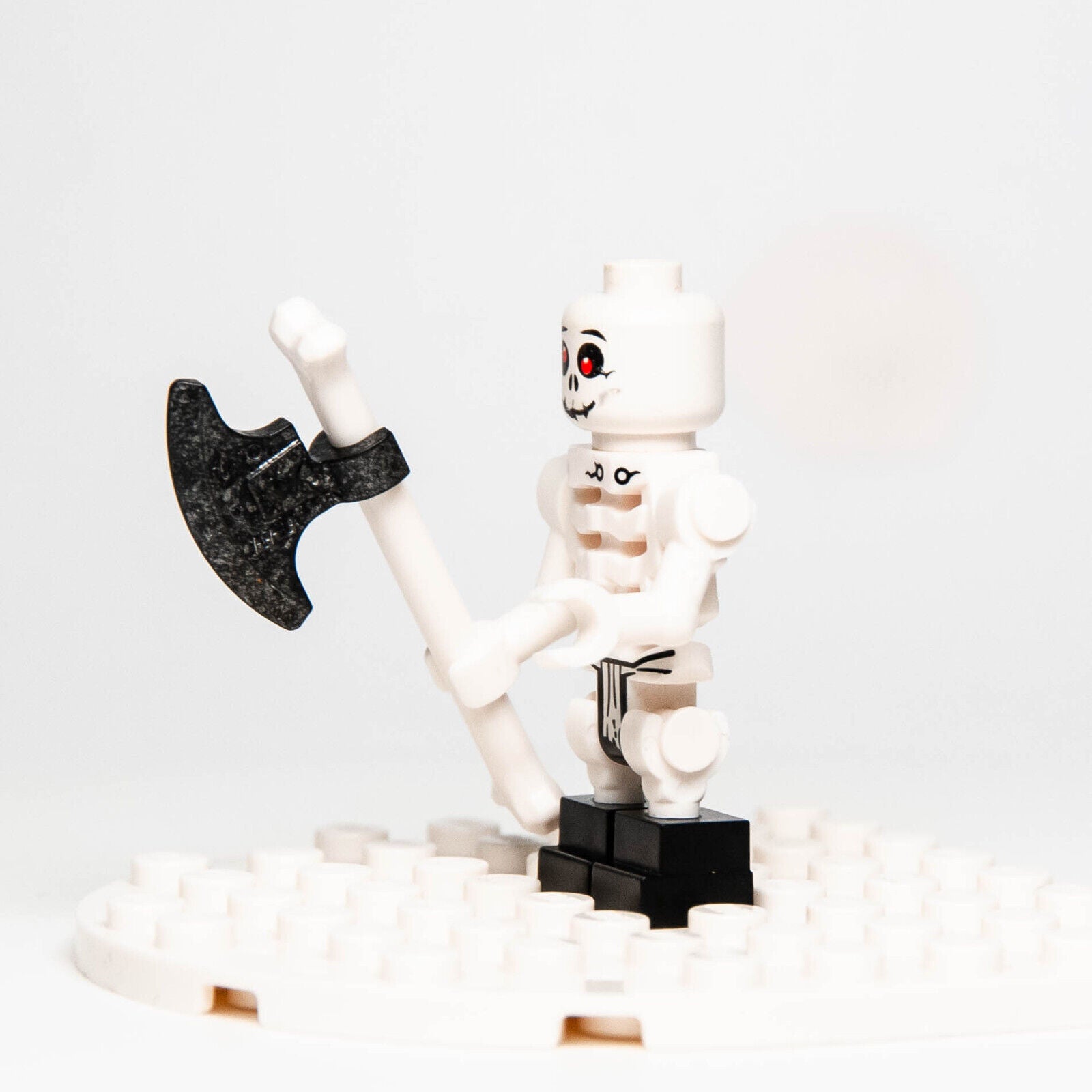 LEGO Ninjago Minifigure - Bonezai (Skulkin) w/Weapon (njo008) 2520 2505 2258 - StudBee