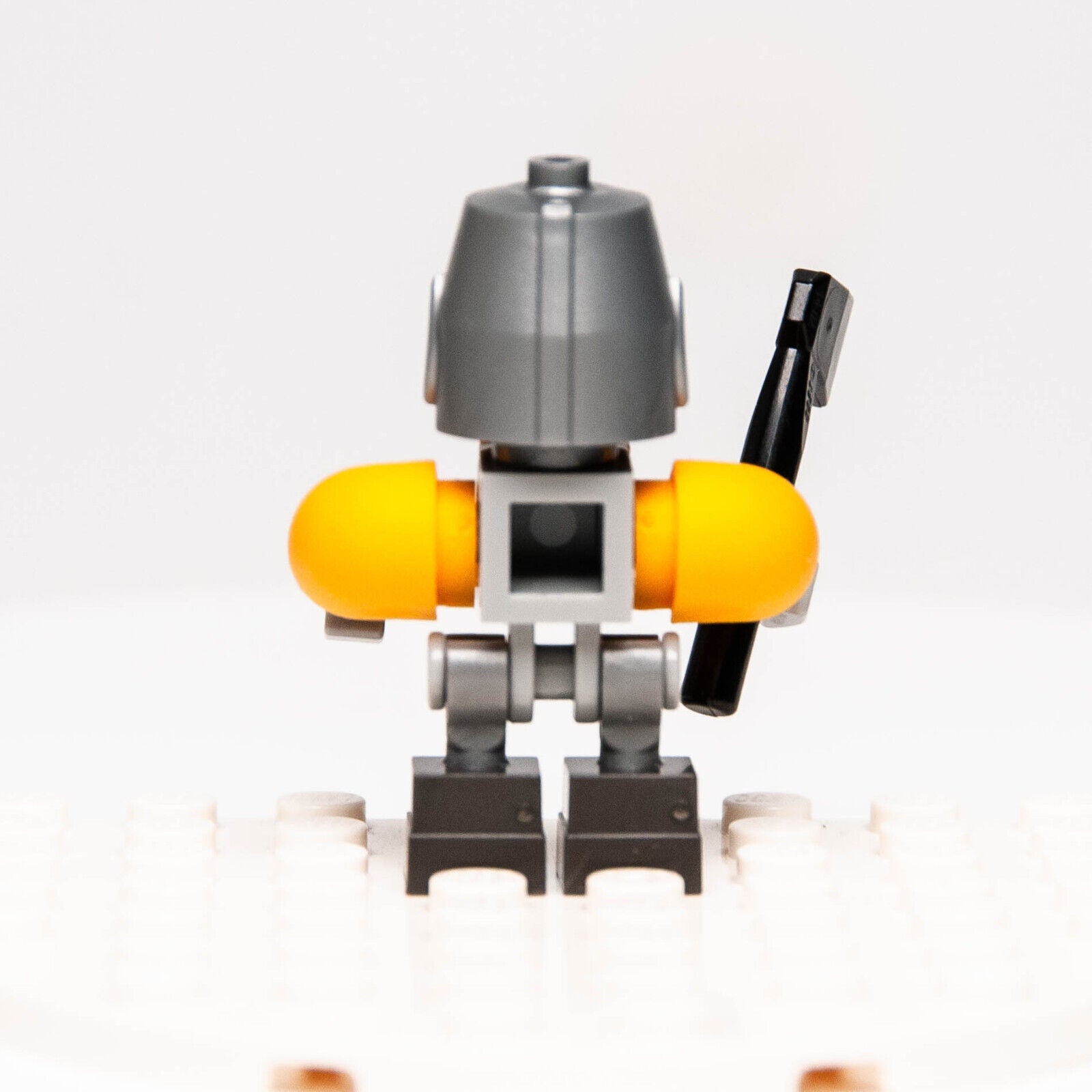 LEGO Nexo Knights Minifigure Lot: Axl Bot w/ Axe (nex060) 70317 - StudBee