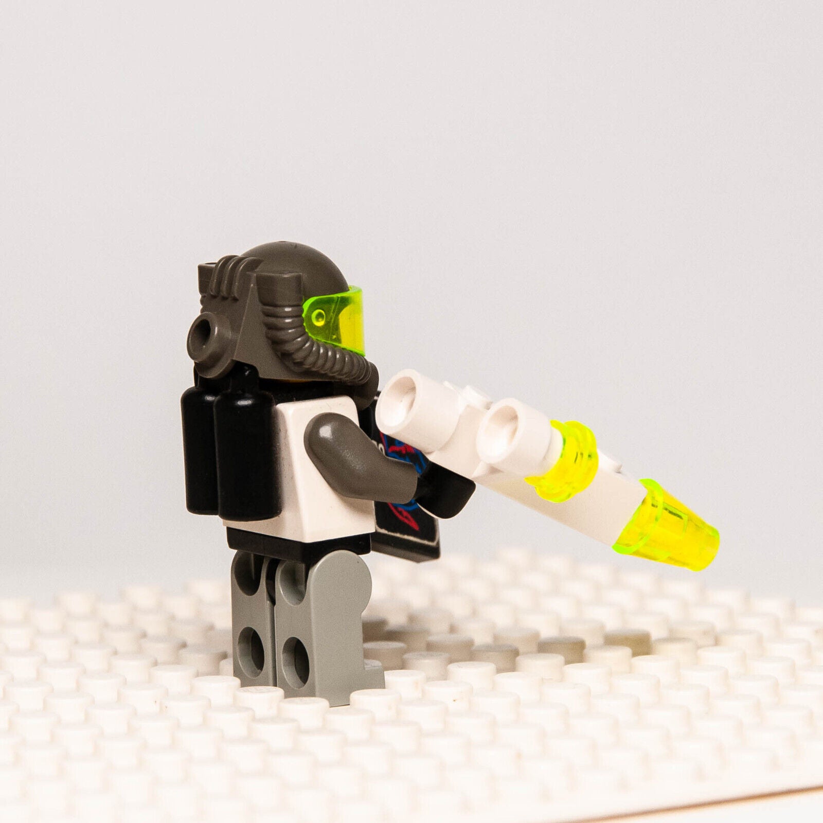 LEGO Space Exploriens Minifigure - Dino Bone Detector Tile (sp012) 1737 - StudBee