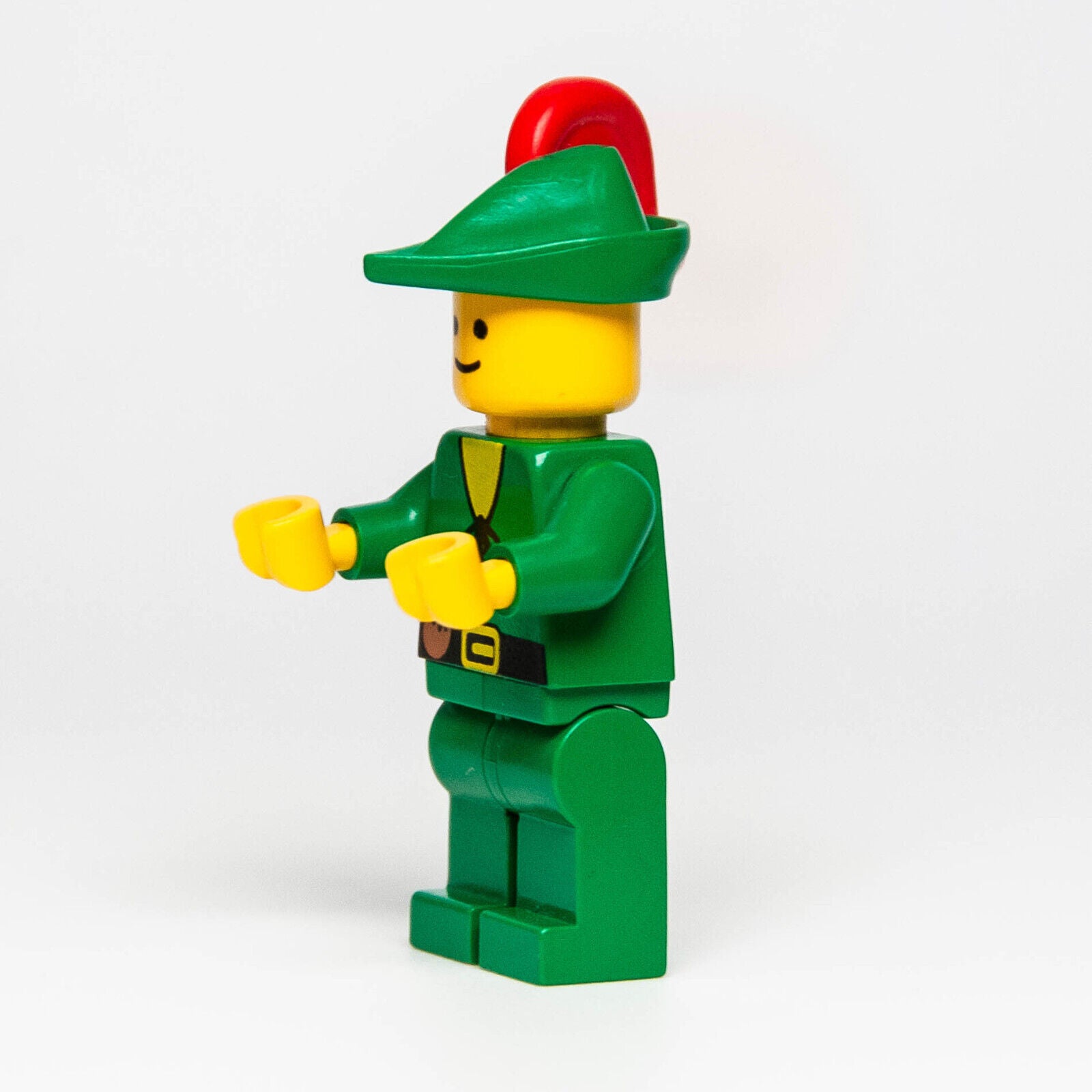 LEGO Castle Minifigure - Forestman (cas126) 6077 Green Hat, Red Plume - StudBee