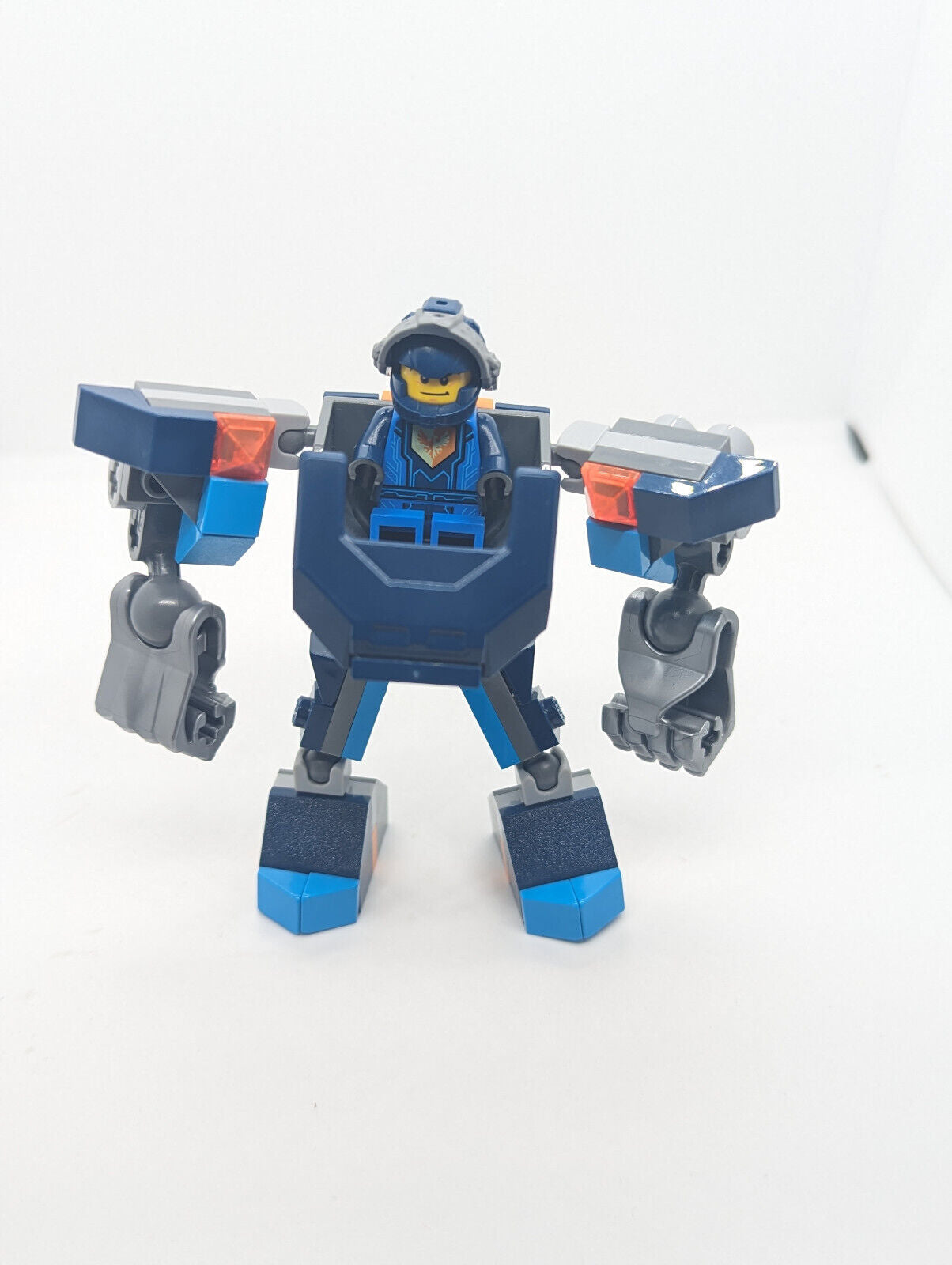 70362 LEGO Nexo Knights Battle Suit Clay Minifigure (nex083) - 100% Complete