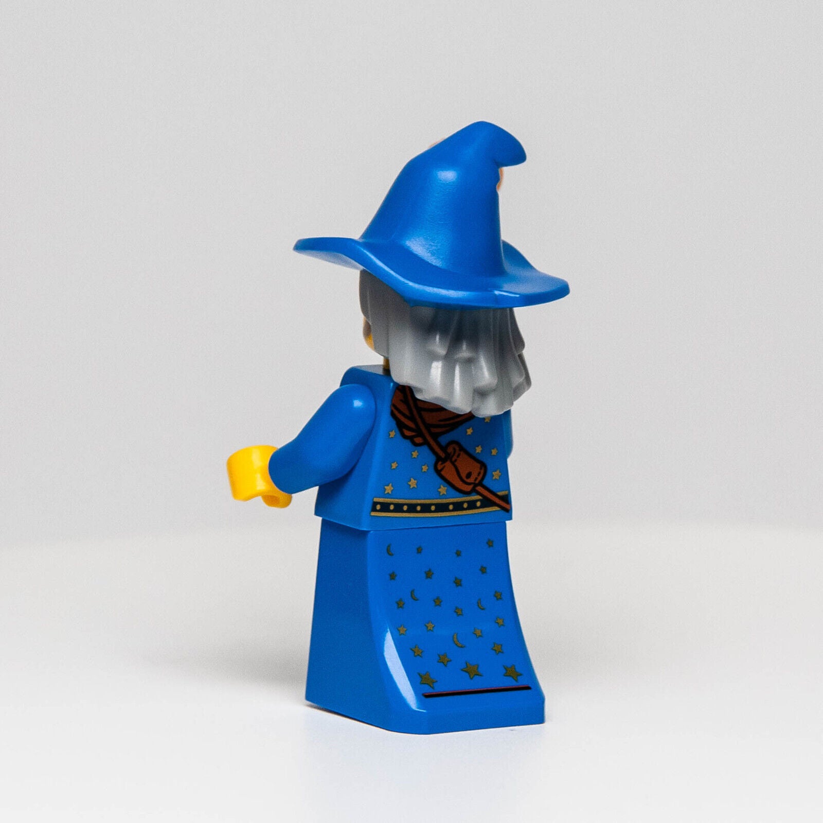 New LEGO BAM 2022 Medieval Blue Wizard with Serpent Staff Minifigure - StudBee
