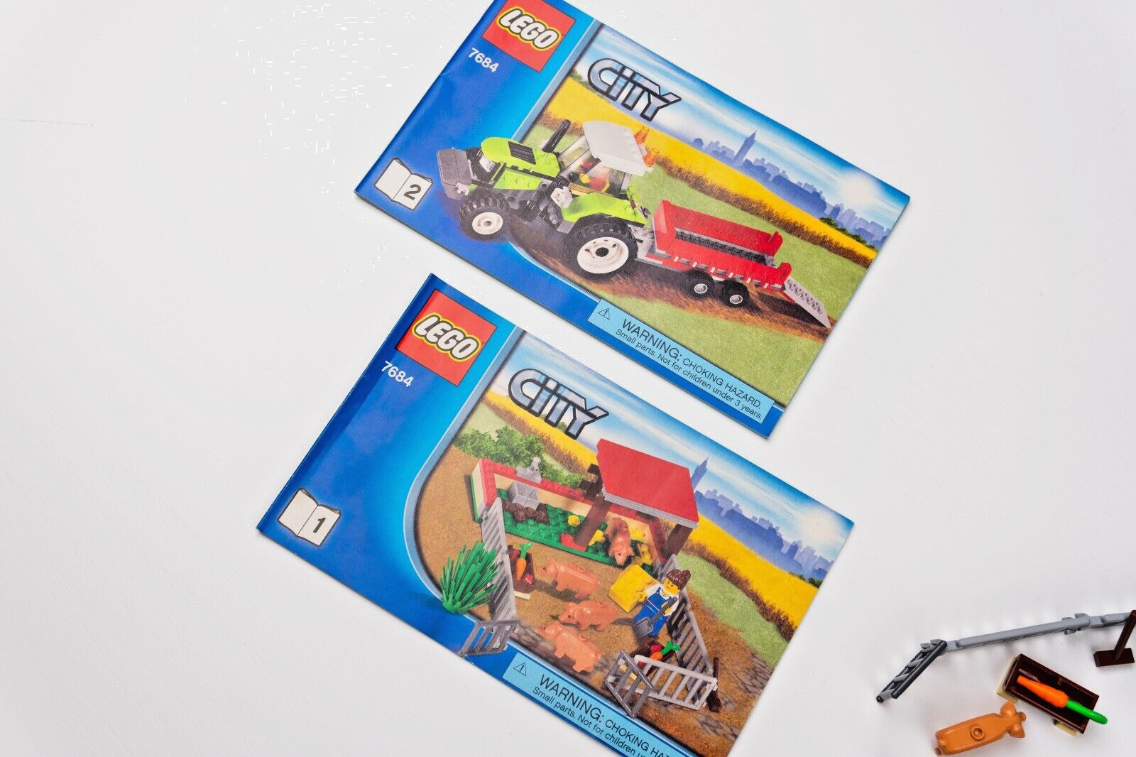 Lego City Tractor & Pig Farm (7684) Complete w/ Box & Instructions 2010 - StudBee