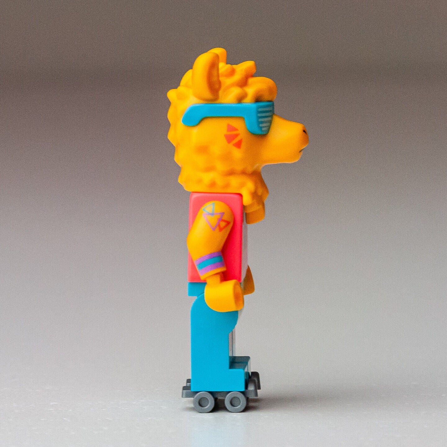 NEW Party Llama w/ Skates - BeatBox 43105 LEGO Vidiyo Minifigure (vid004a) - StudBee