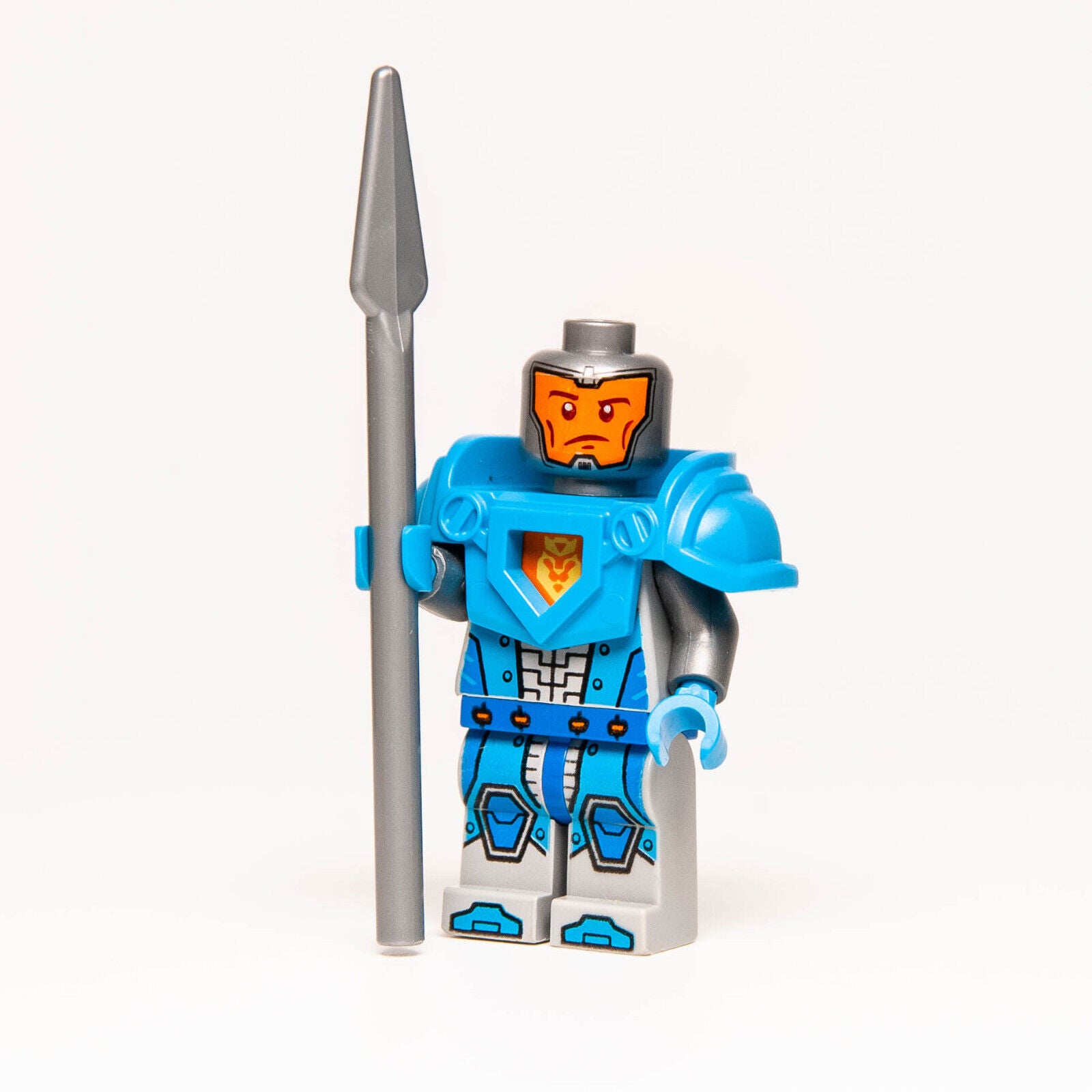 Lego Nexo Knights Minifigure: Royal Soldier / King's Guard (nex039b) 70318 30376 - StudBee