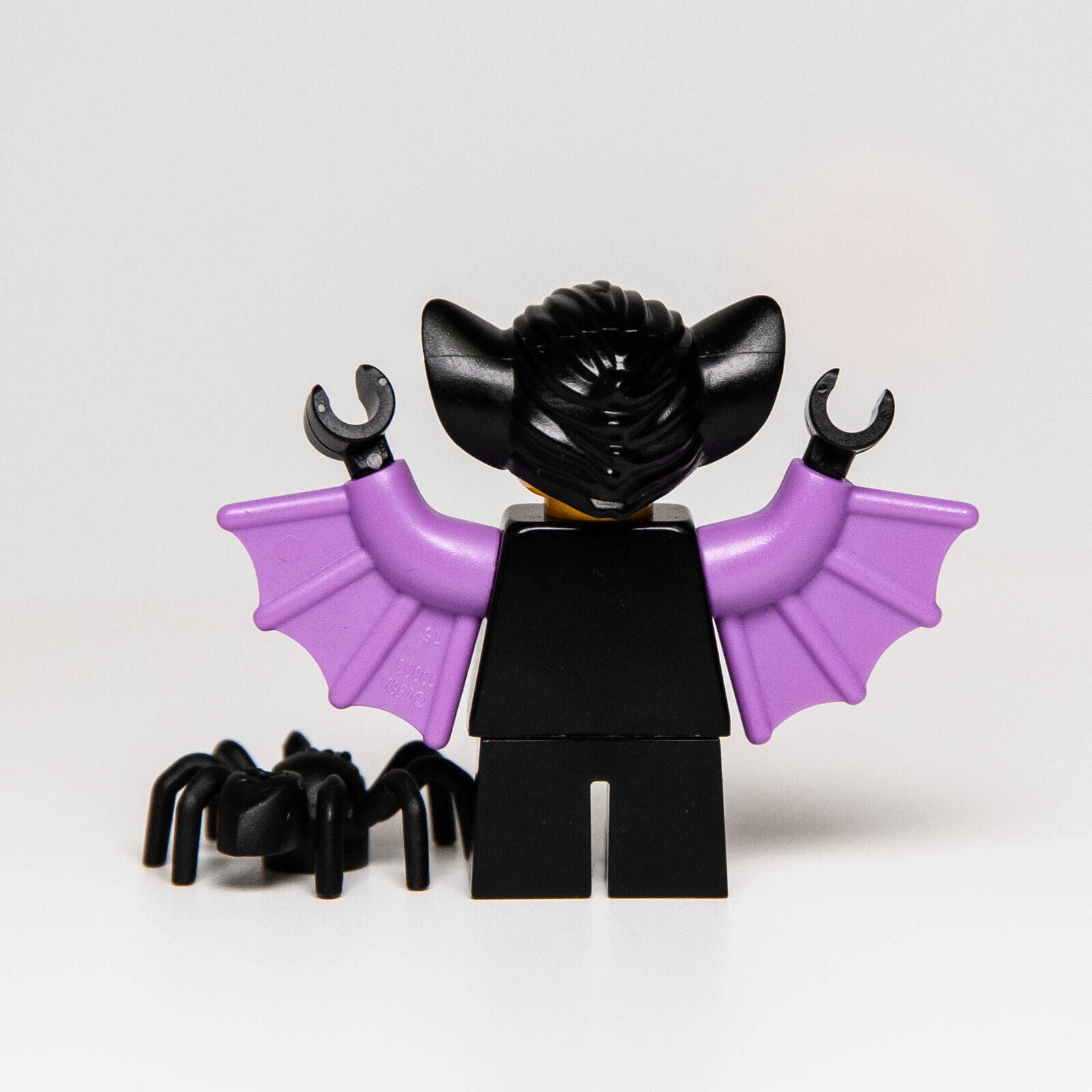 NEW Lego Minifigure (BAM) Halloween Bat Suit Boy Costume w/ Spider (hol302) (blk - StudBee