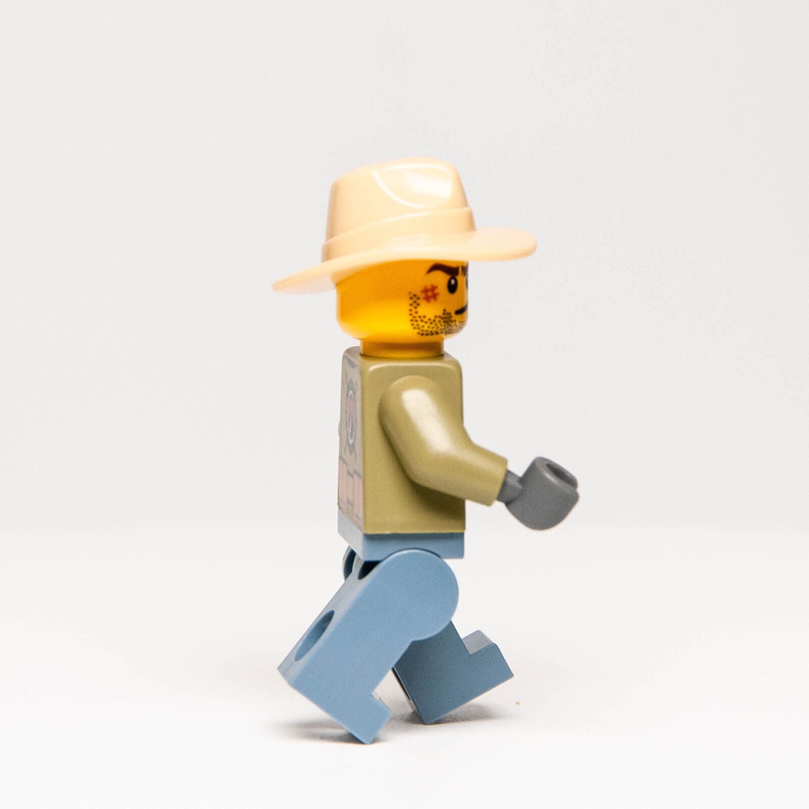 LEGO City Male Volcano Explorer Minifigure, Tan Fedora (cty0684) Scar - StudBee