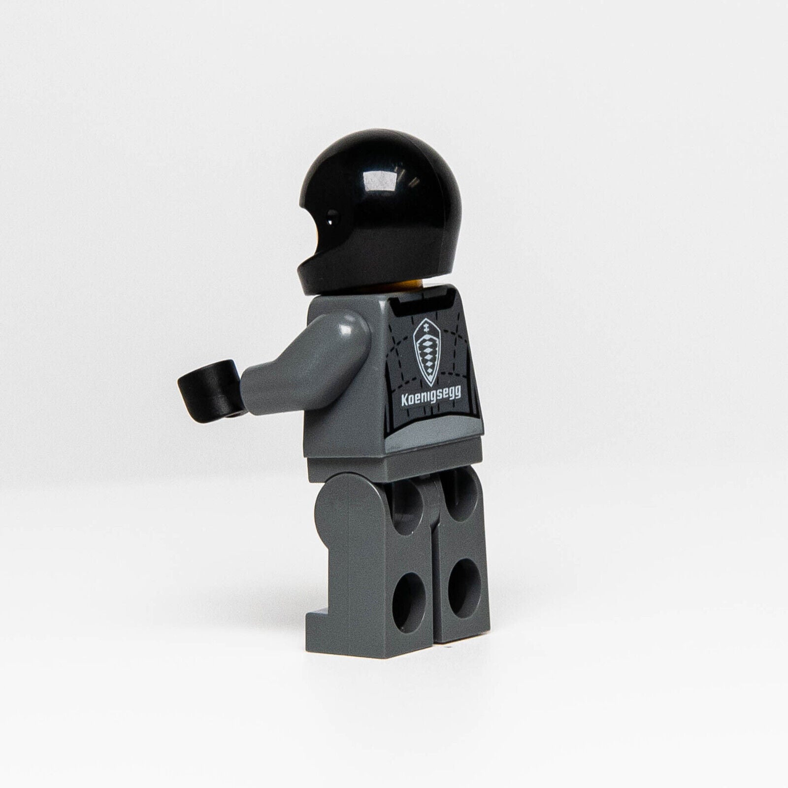 NEW Lego Speed Chamion Driver Koenigsegg Jesko Minfigure (SC094) - StudBee