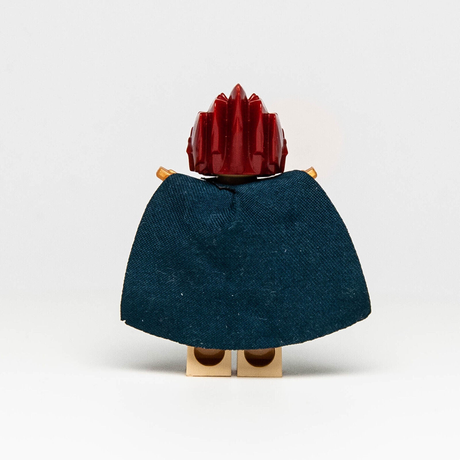 LEGO Chima Minifigure - Laval, Light Armor Cape (loc011) 70005 70115 Lion Tribe - StudBee