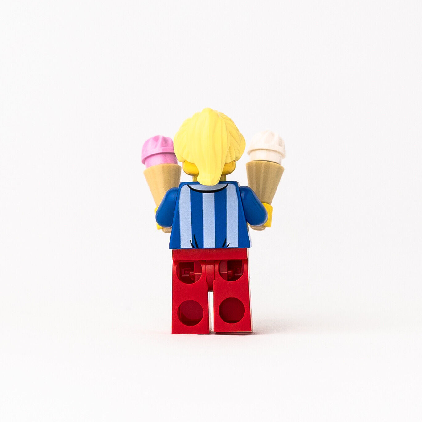 New LEGO Ice Cream Vendor Minifigure (w/ Cones) - Ice-cream Truck (cty1139) - StudBee