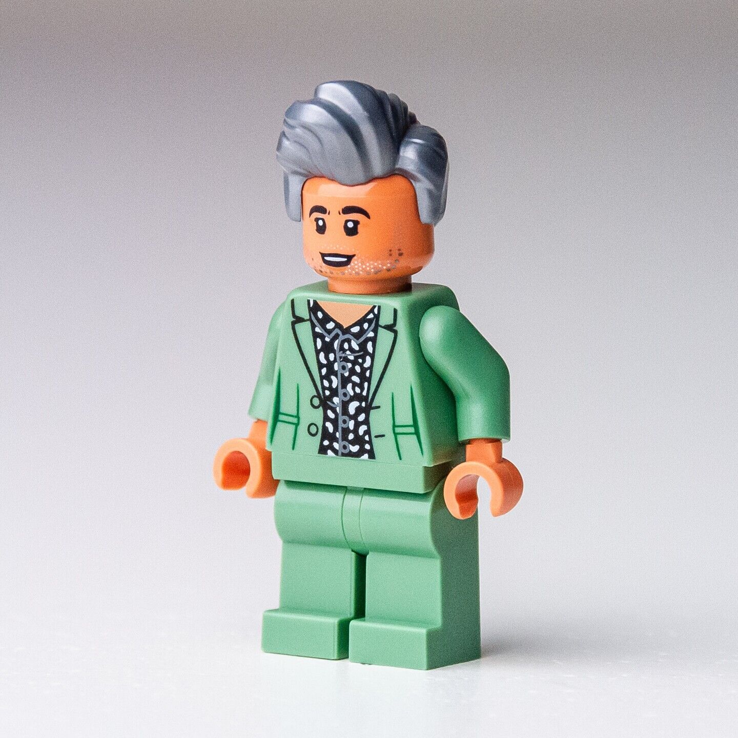 NEW Tan France - Queer Eye – The Fab 5 Loft - 10291 (que001) LEGO Minifigure - StudBee