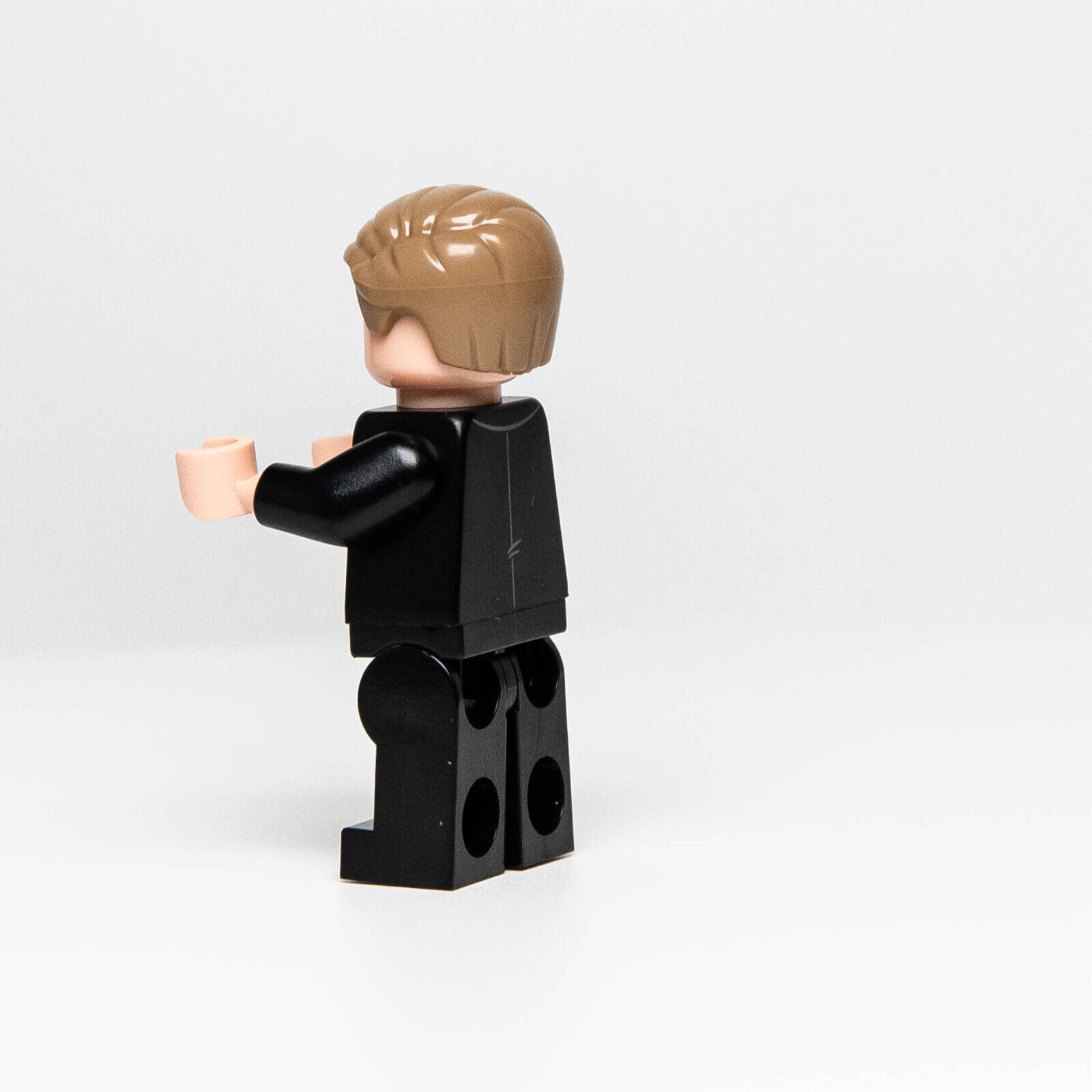 NEW Lego JAMES BOND 007 Minifigure (sc102) 76911 - StudBee