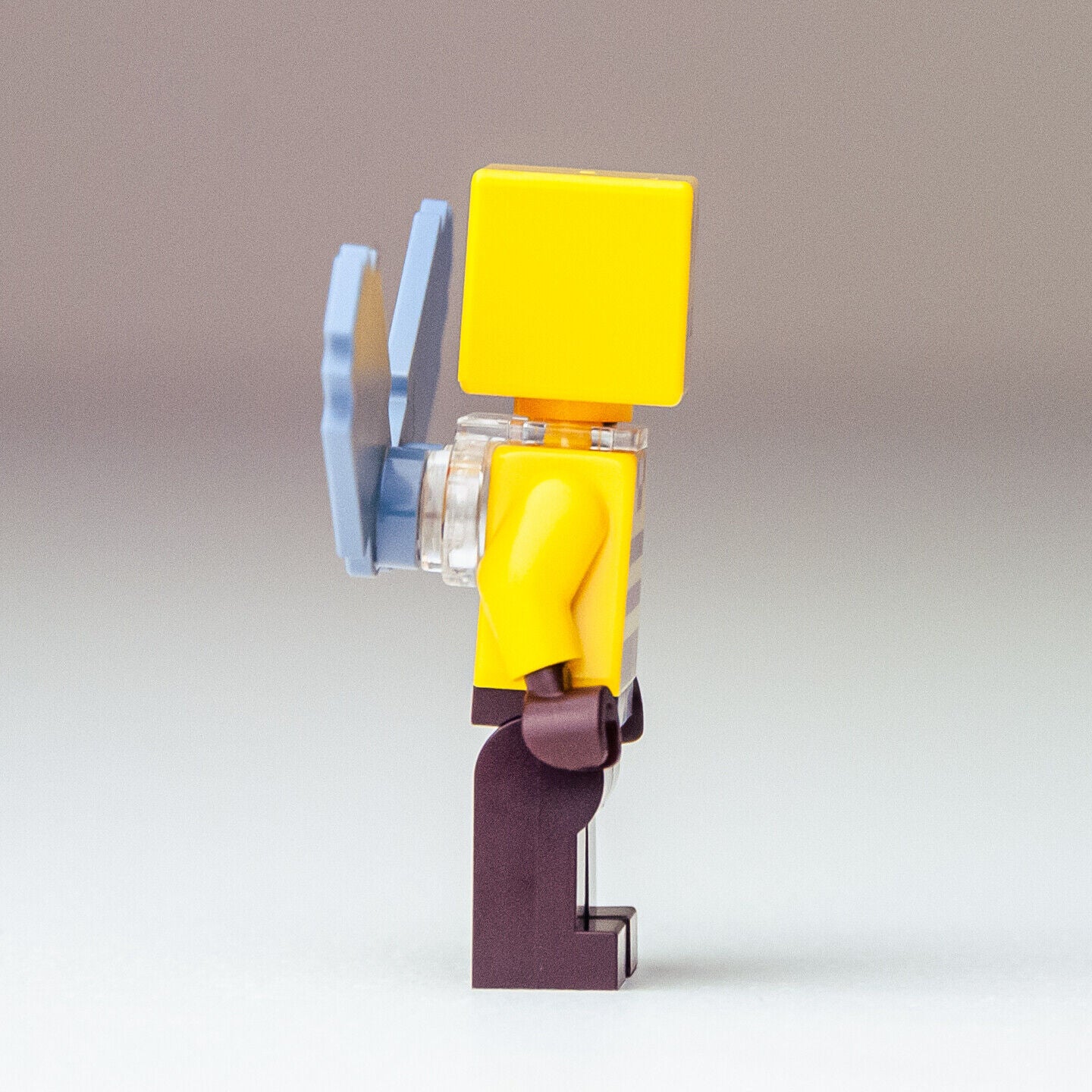 New LEGO Beekeeper Minifigure - The Bee Farm - 21165 (min091) - StudBee