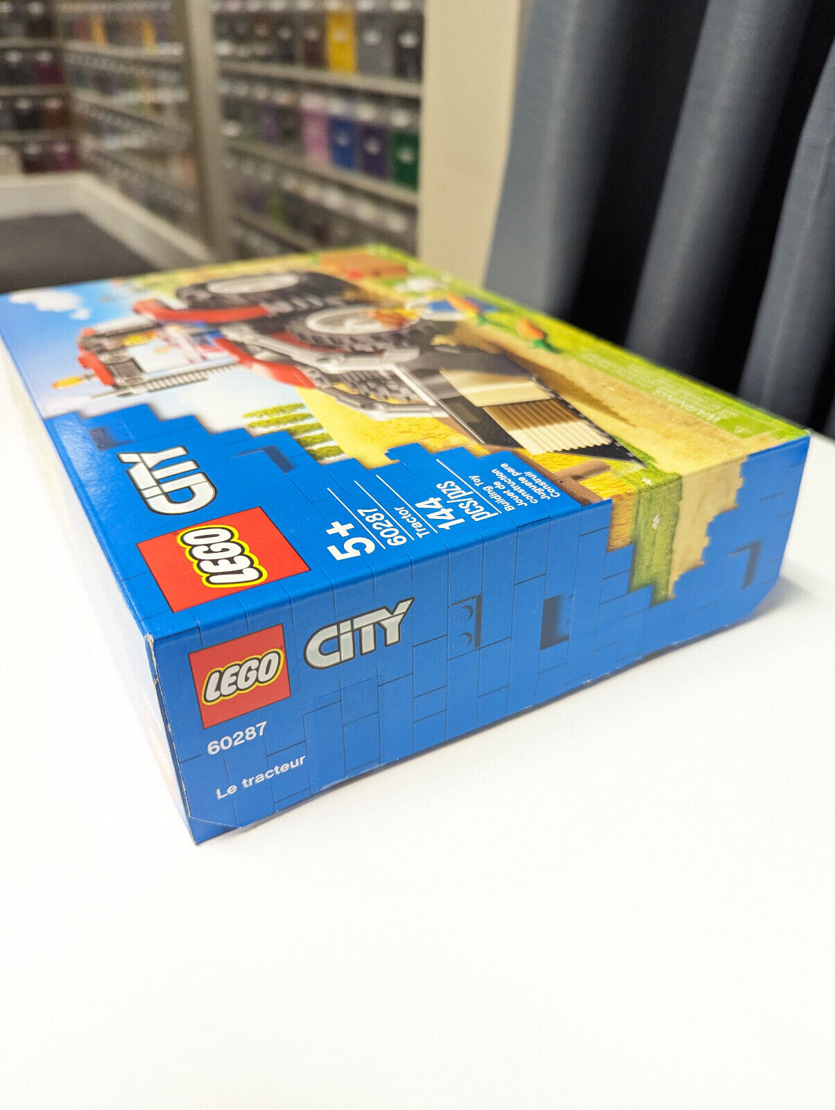 LEGO CITY: Tractor (60287) Farmer Overalls Child Garden - StudBee