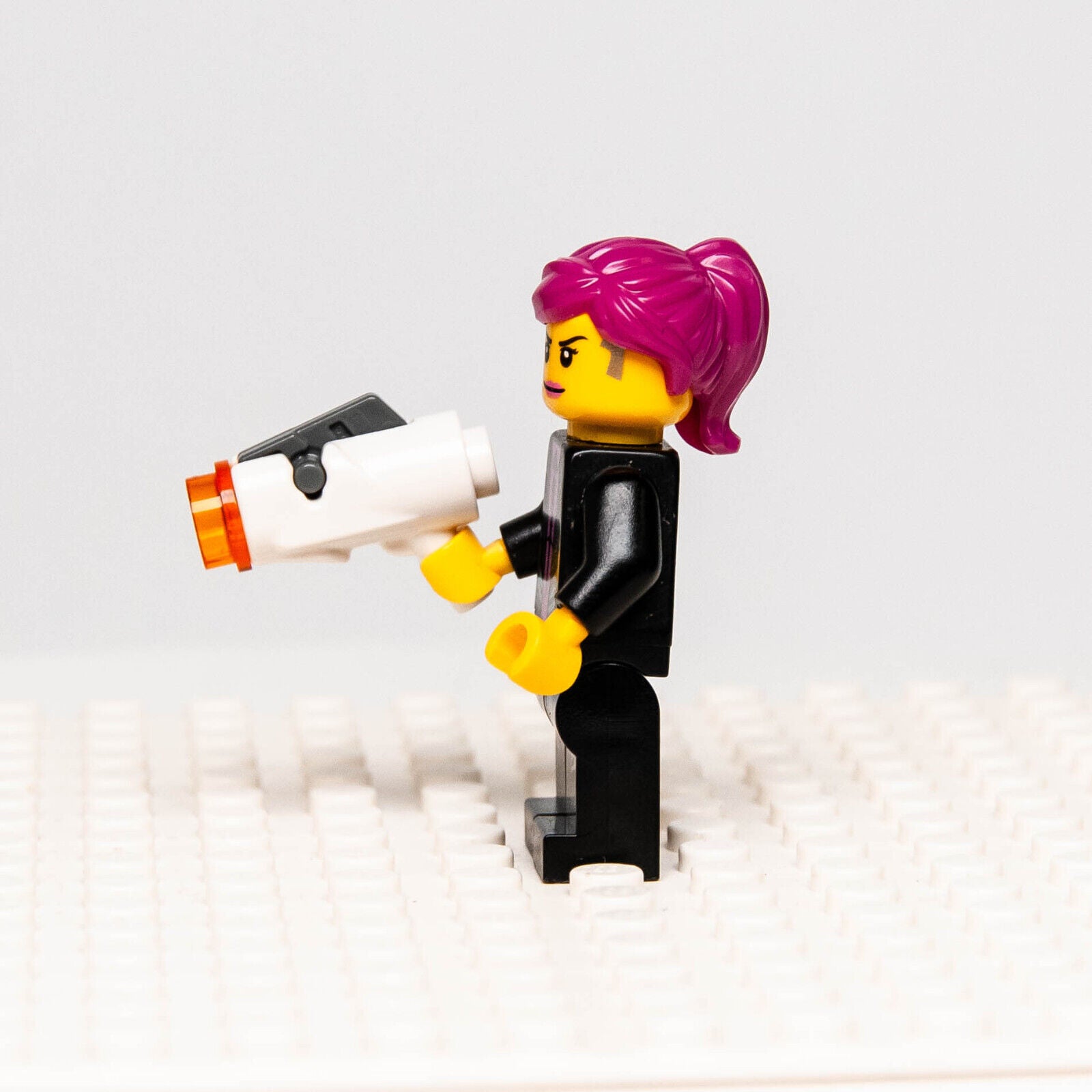 LEGO Ultra Agents MiniFigure - Agent Caila Phoenix (uagt006) 70164 - StudBee