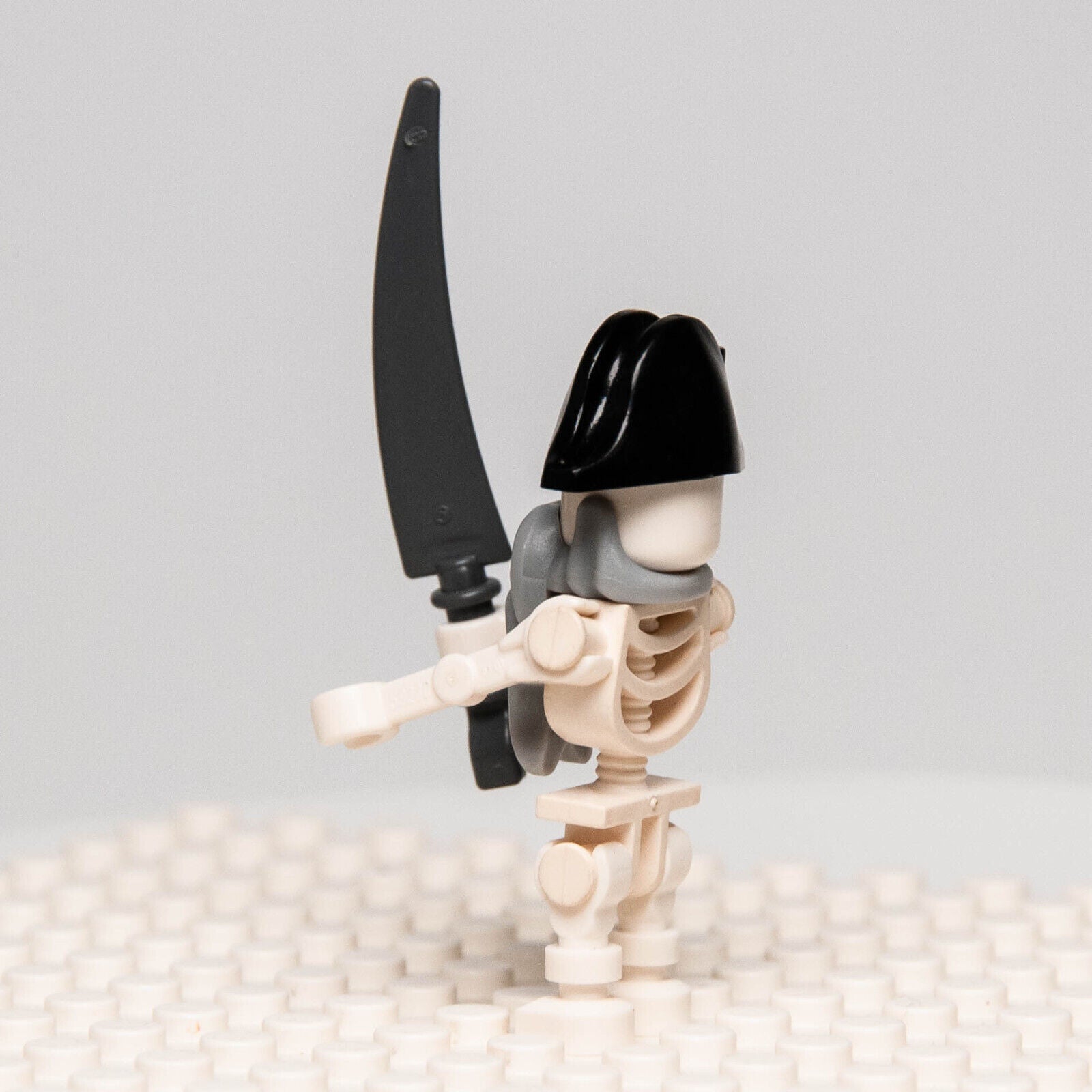 Lego Castle Fantasy Era Minifigure - Skeleton Ship Captain (cas346) - StudBee