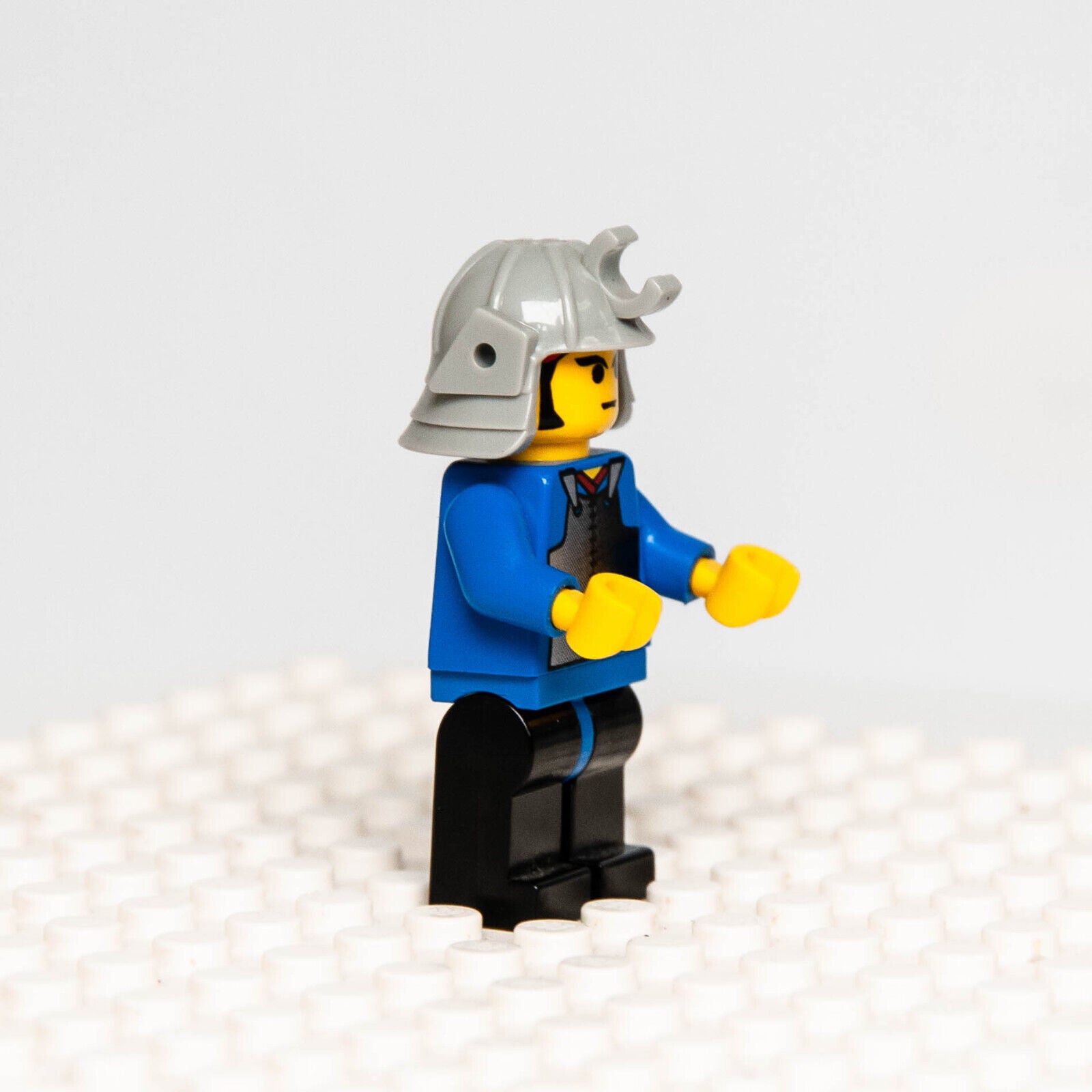 Lego Blue Young Samurai Ninja Minifigure 6093 4805 6083 6088 6089 (cas055) - StudBee