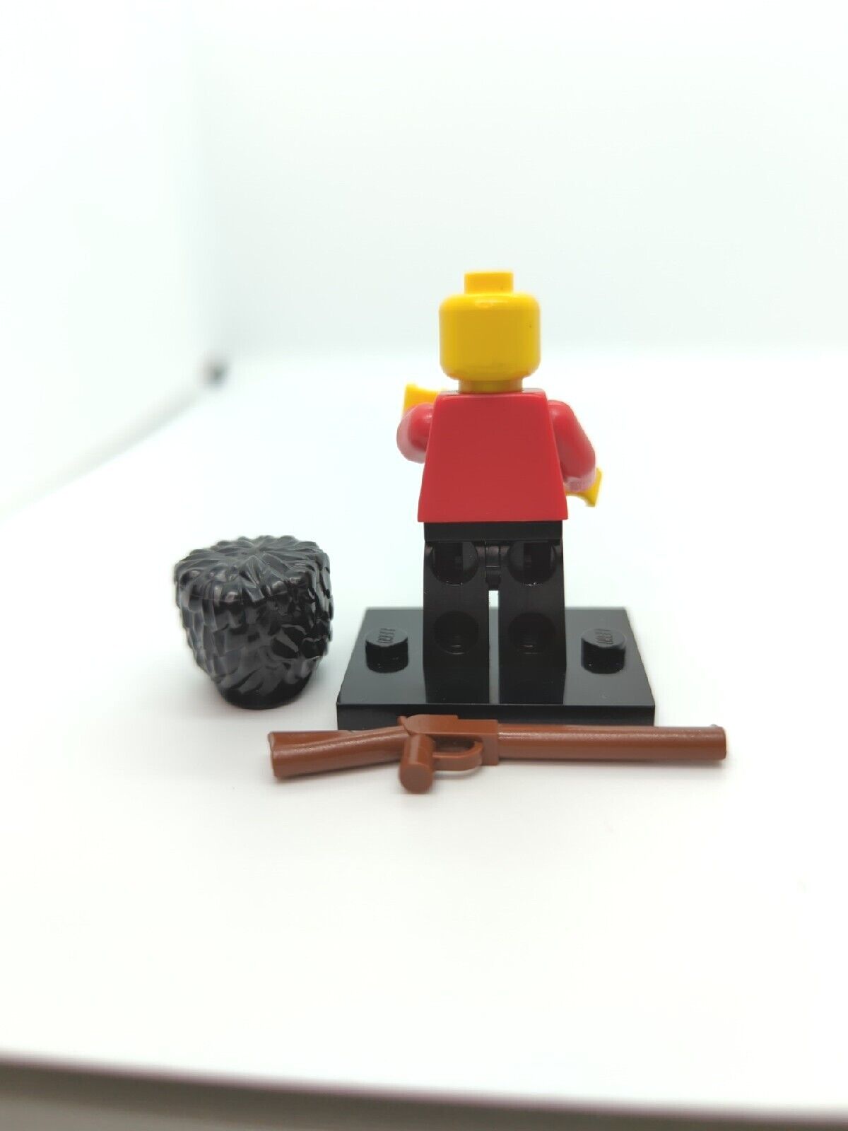 LEGO Royal Guard CMF 8805 Series 5 Minifigure England Beefeater Soldier (col05-3 - StudBee