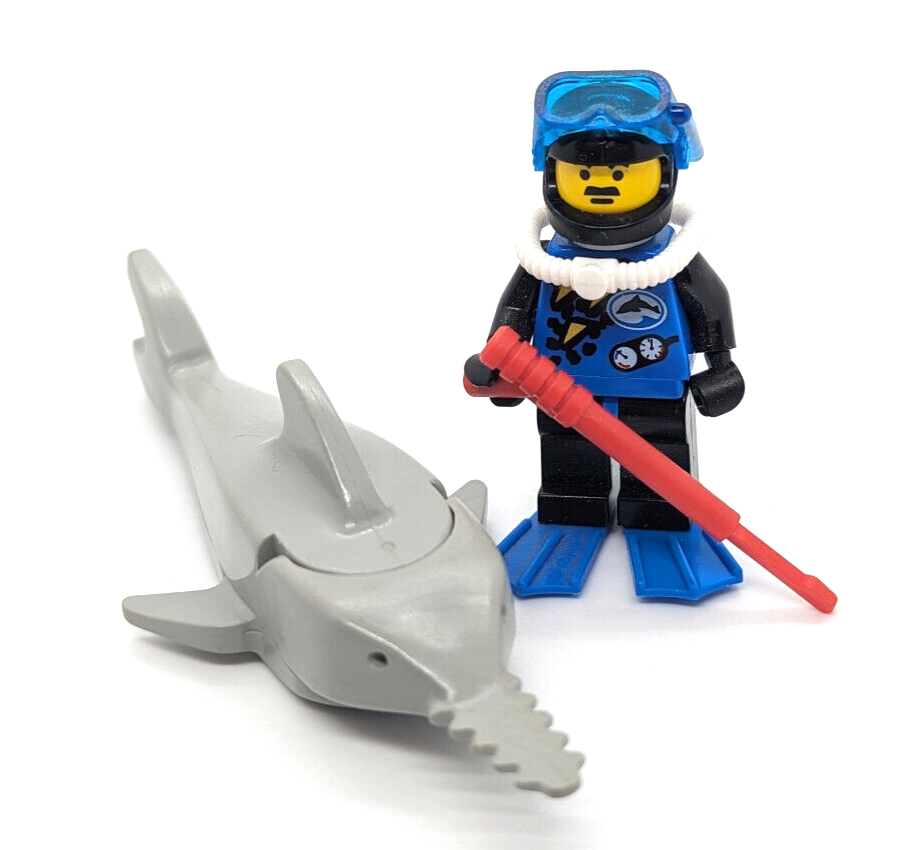 Lego Vintage Divers Lot: Blue Diver (div001a)  & Sawfish Shark 6558 6559 6556 - StudBee