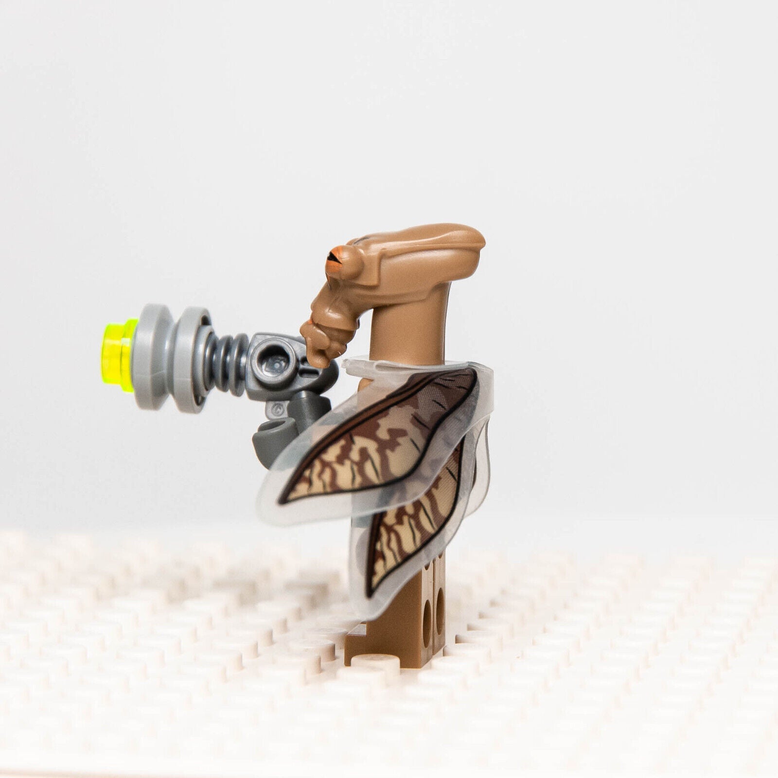 LEGO Star Wars 9491 Clone Wars Geonosian Warrior Minifigure (sw0381) - StudBee