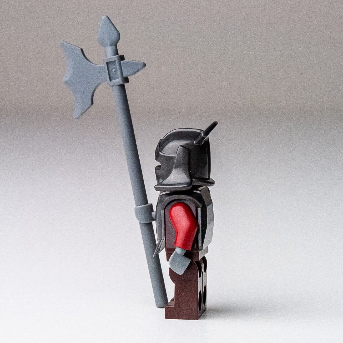 Lego LOTR Hobbit Minifigure - Uruk-hai (lor008) w/ Armor & Halberd - StudBee