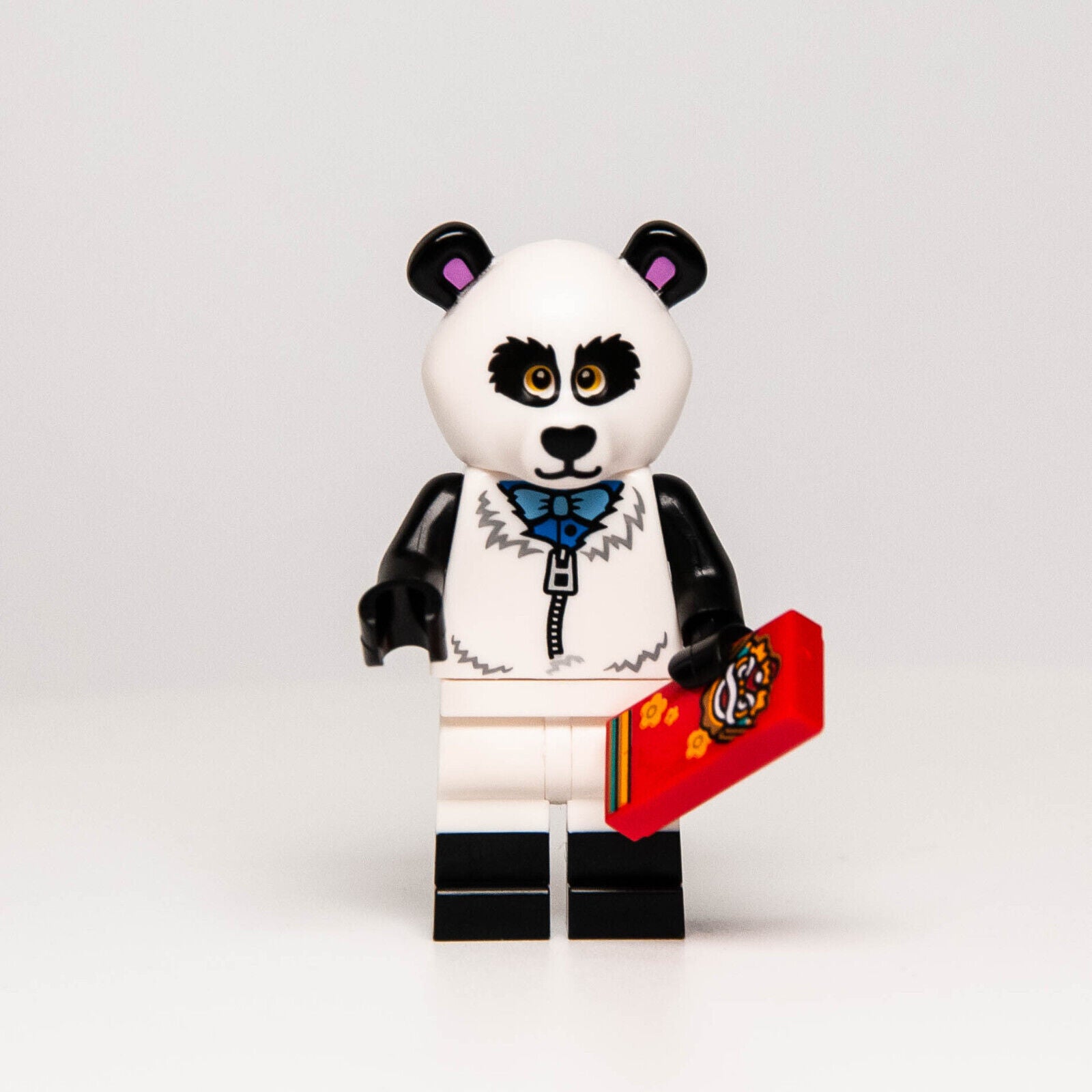 New Lego BAM 2023 Chinese New Year Panda Guy Costume Minifigure w/ Nian Tile - StudBee