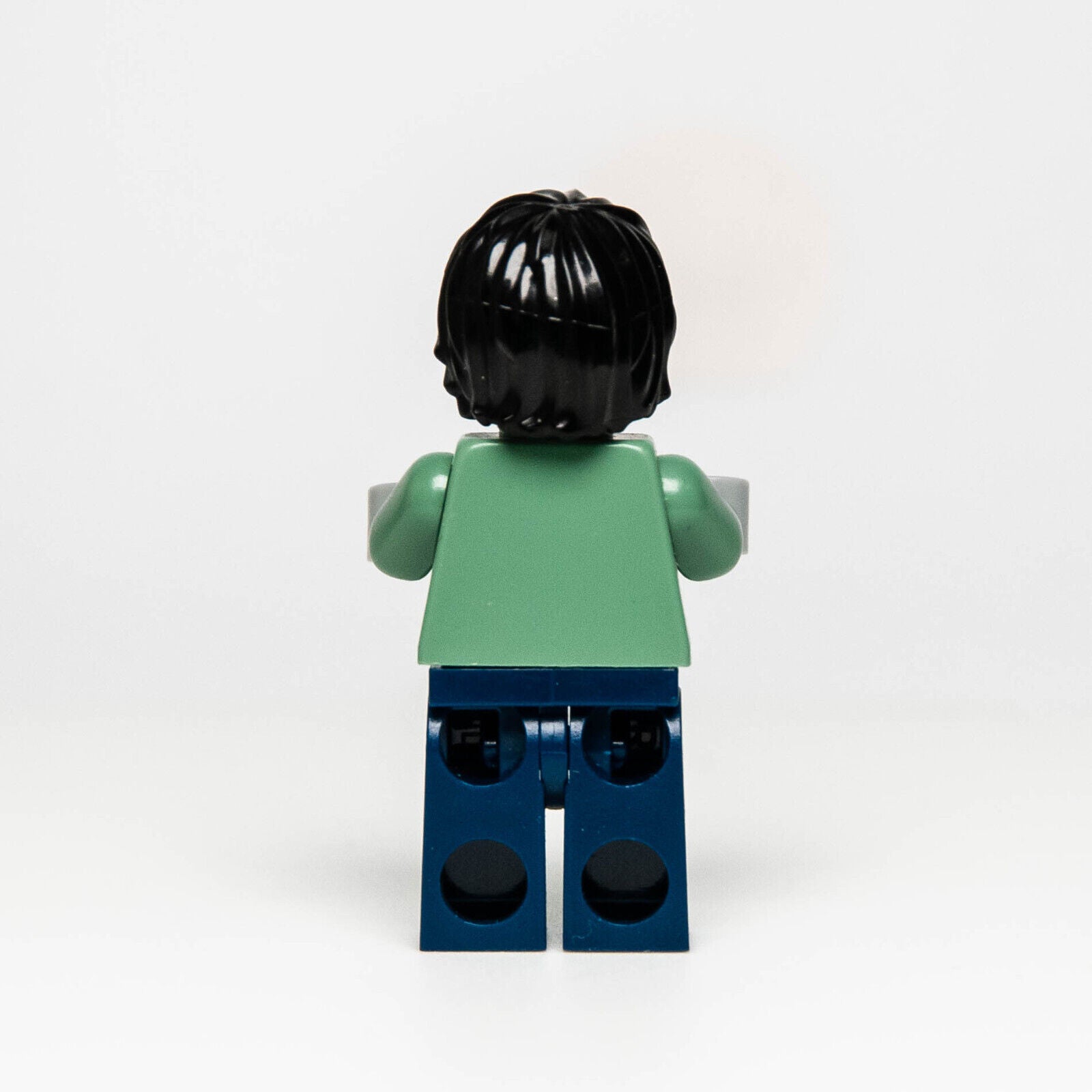 Lego CMF Minifigure - Zombie Skateboarder - Book Exclusive Skater (col227) (blk - StudBee